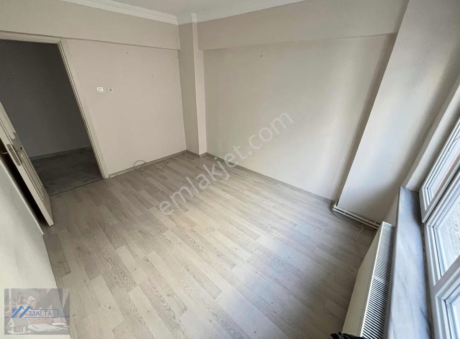 Maltadan Paşabayırda Arakat 2+1 Satılık Daire - Görsel 3