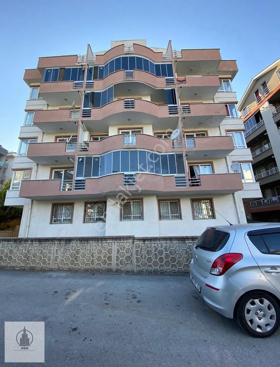 Asm'den Aile Apartmanında Ferah Kiralık 2+1 Daire