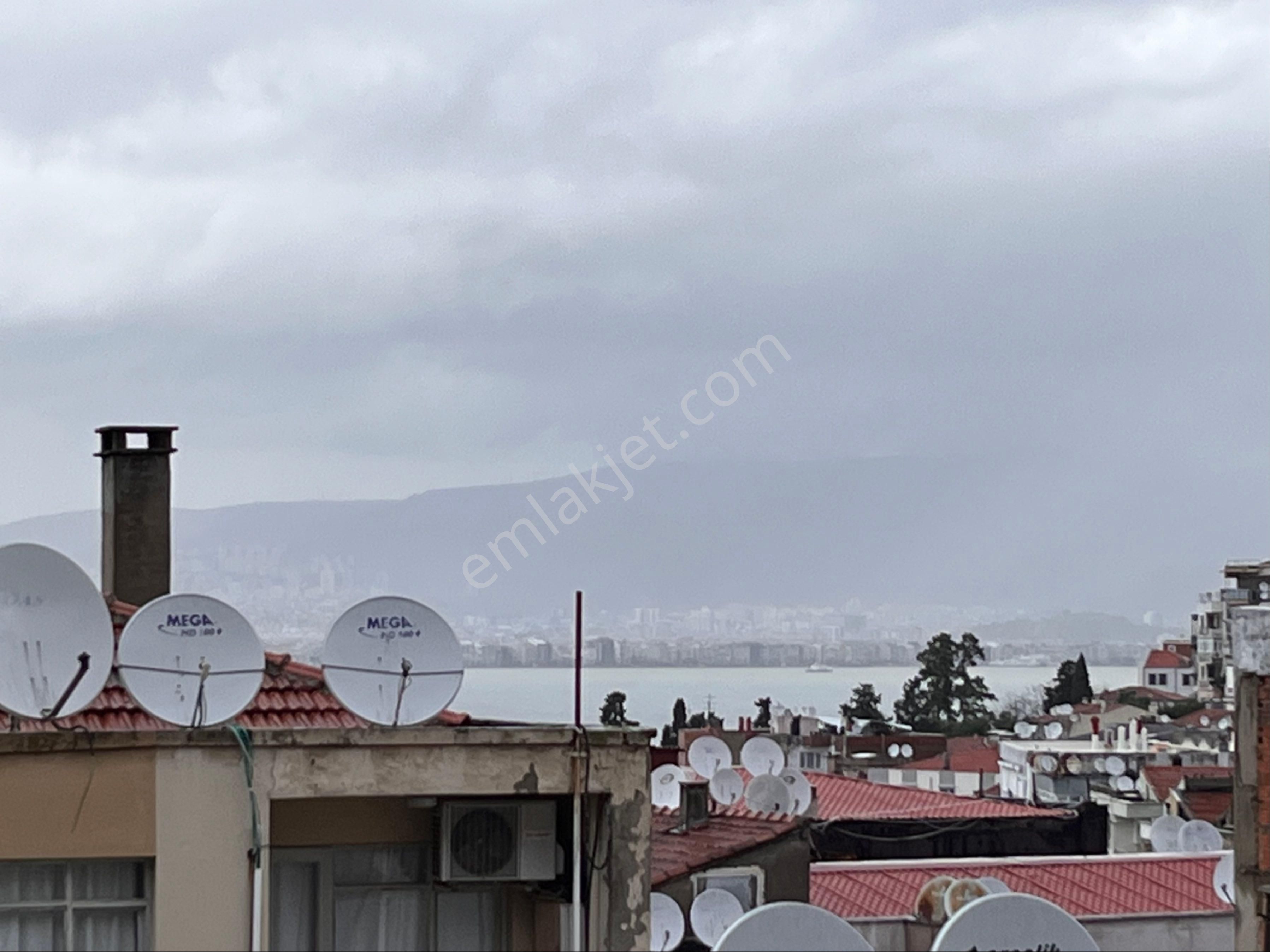 Halilrıfatpaşa Caddesinde Metro Yakını 2+1 Çift Cepheli Arakat Temiz Bakımlı Daire - Görsel 21