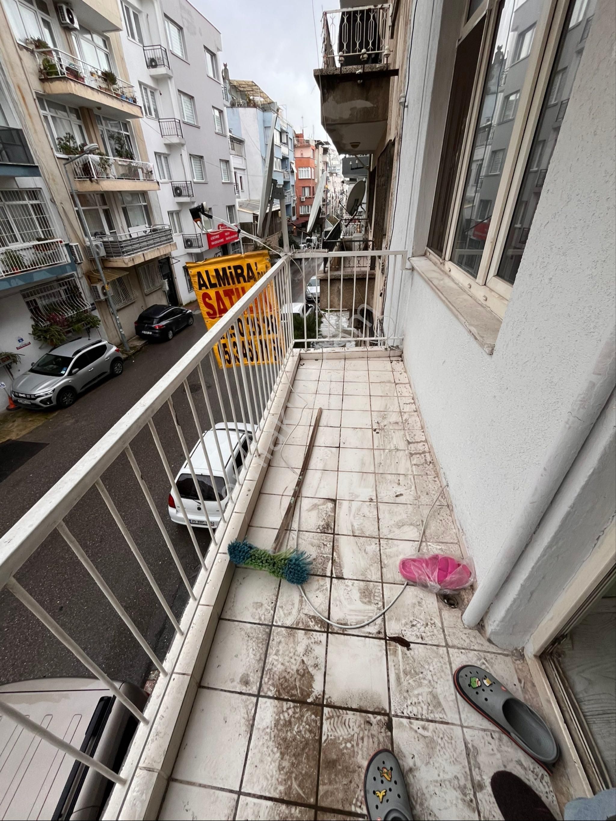 Halilrıfatpaşa Caddesinde Metro Yakını 2+1 Çift Cepheli Arakat Temiz Bakımlı Daire - Görsel 26