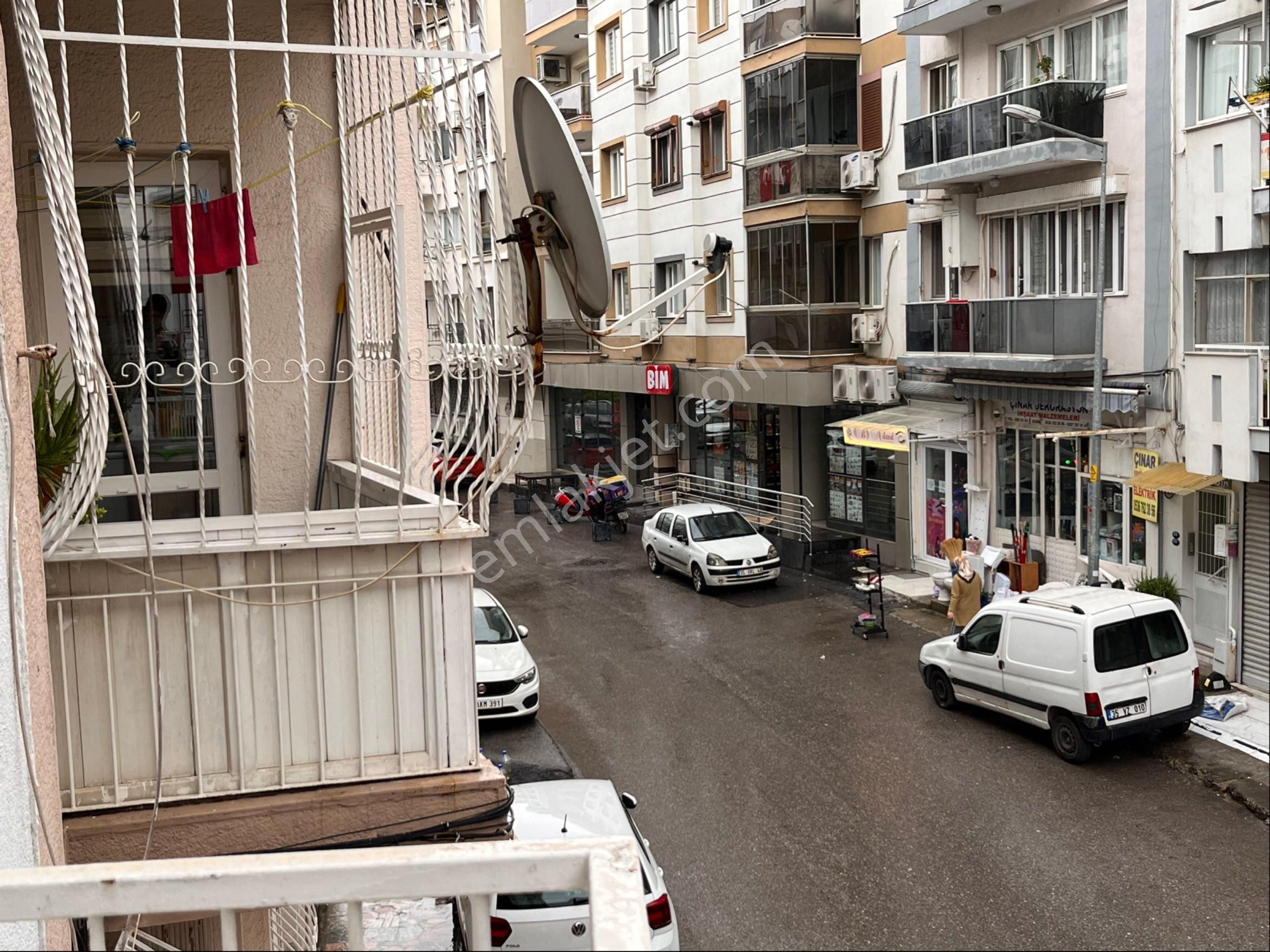 Halilrıfatpaşa Caddesinde Metro Yakını 2+1 Çift Cepheli Arakat Temiz Bakımlı Daire - Görsel 30