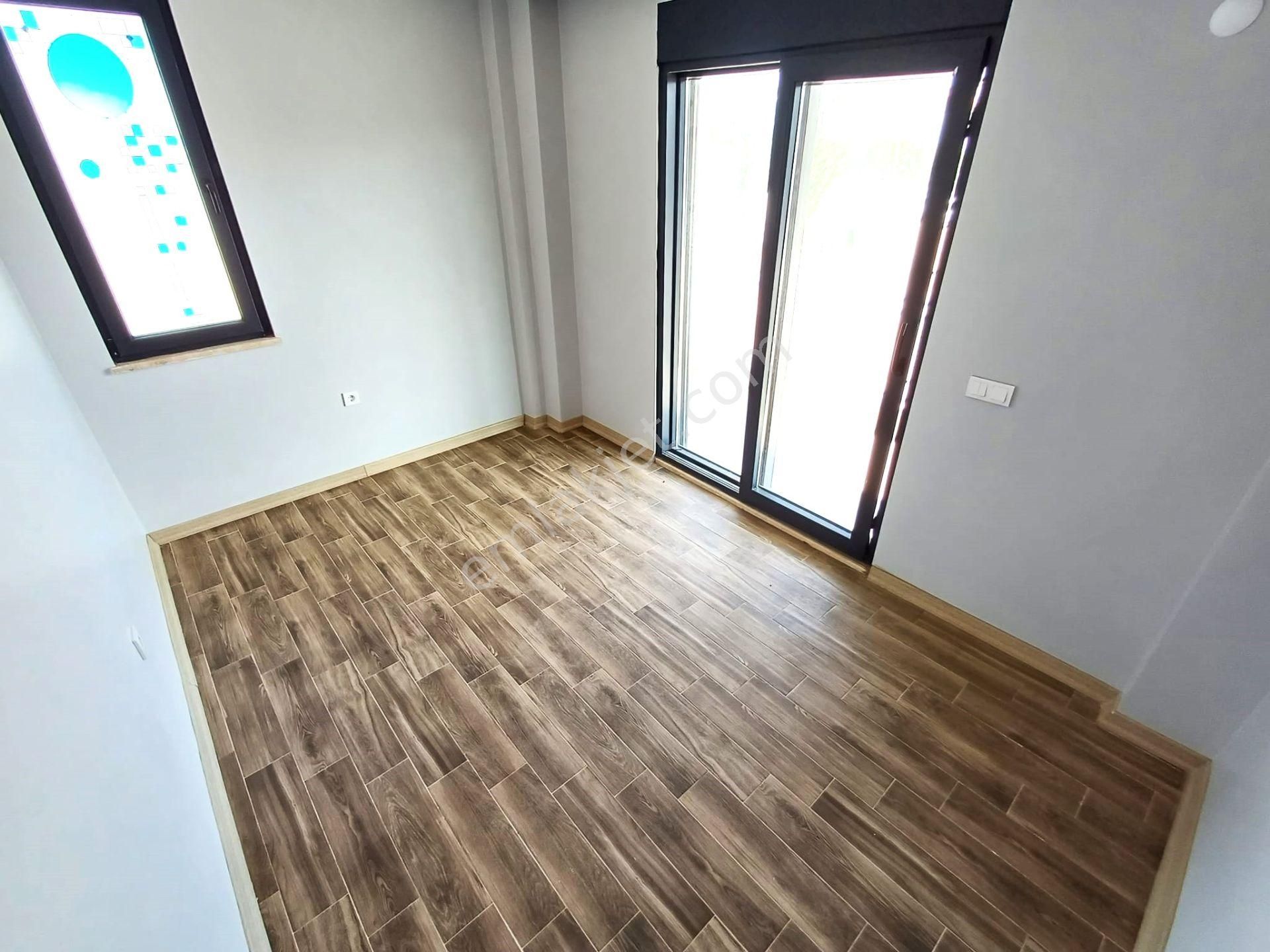 Burhaniye Pelitköy'de Aygül Farkıyla Denize Sıfır Site İçi Havuzlu Bağımsız Lüks 3+1satılık Villalar - Görsel 15