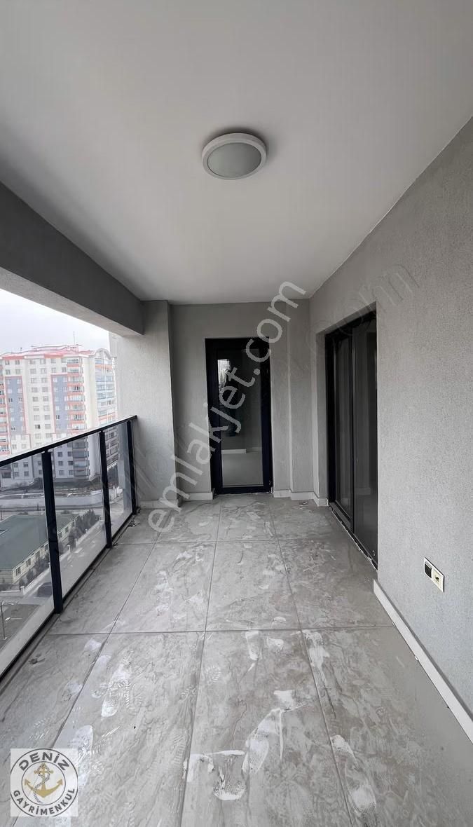 Cumhuriyet Mahallesinde 4+1 Satılık Sıfır Daire - Görsel 18
