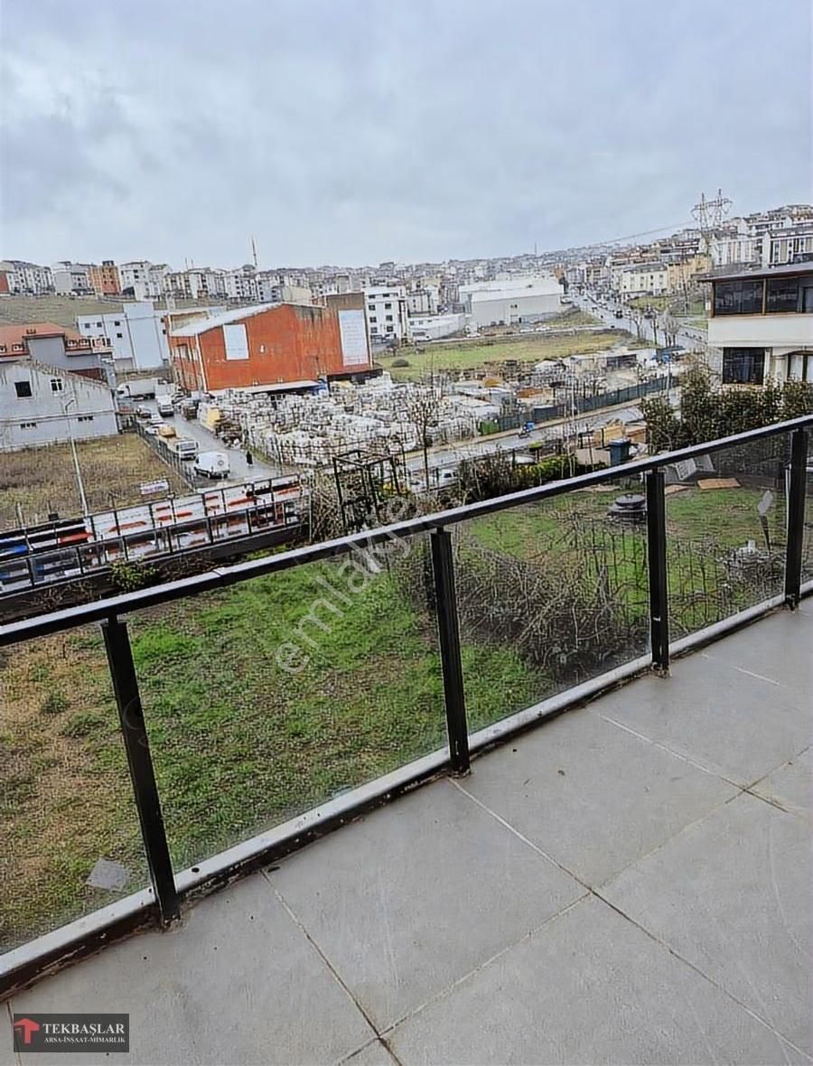 Arnavutköyde Sitede Eşyalı Kiralık 33.000