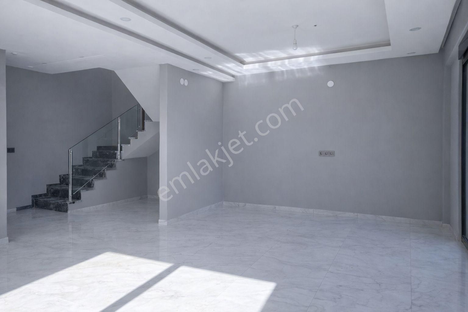 Odabaşı’nda Sıfır 3+1 Sıfır Giyinme Odalı Yerden Isıtmalı Villa - Görsel 14