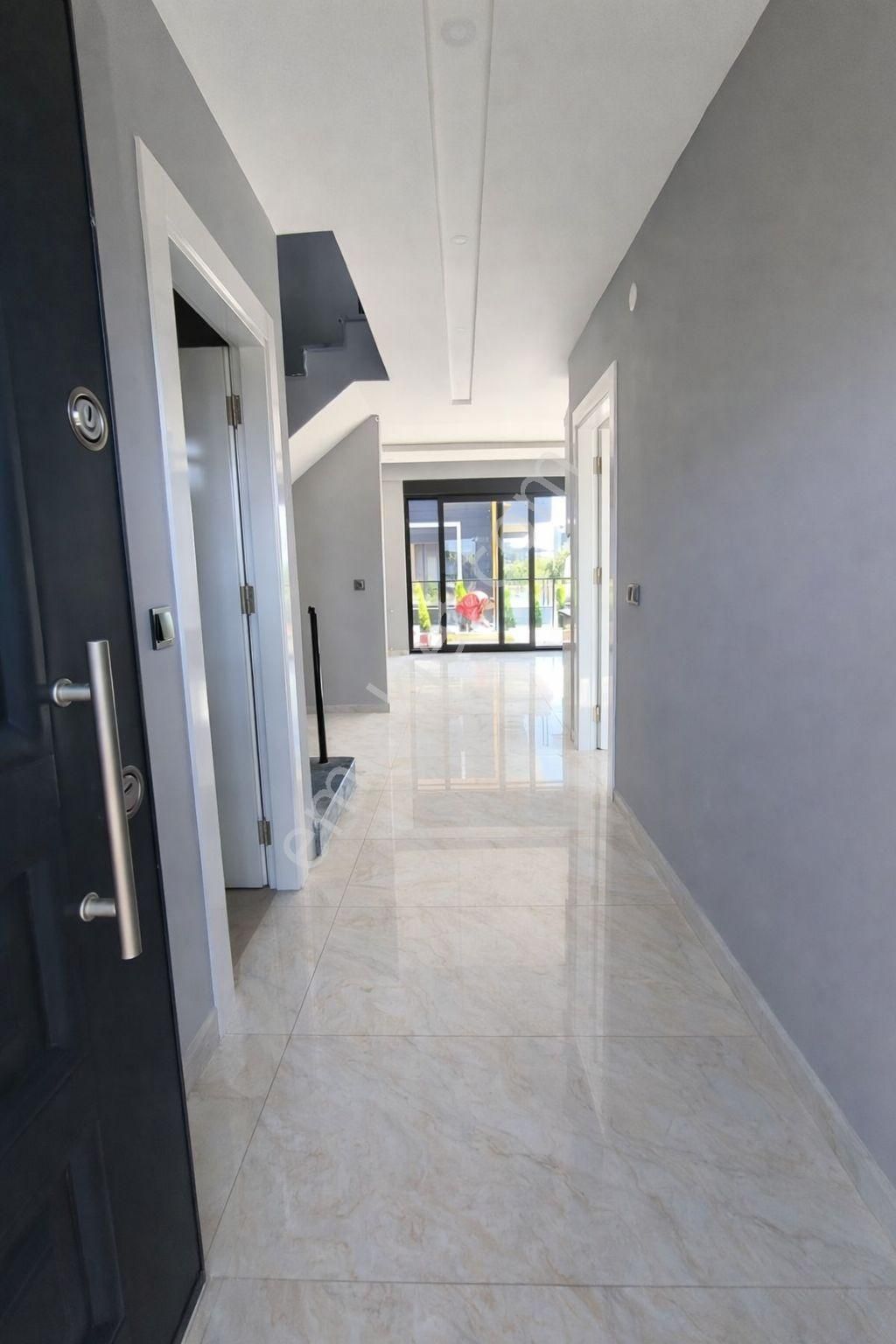 Odabaşı’nda Sıfır 3+1 Sıfır Giyinme Odalı Yerden Isıtmalı Villa - Görsel 4