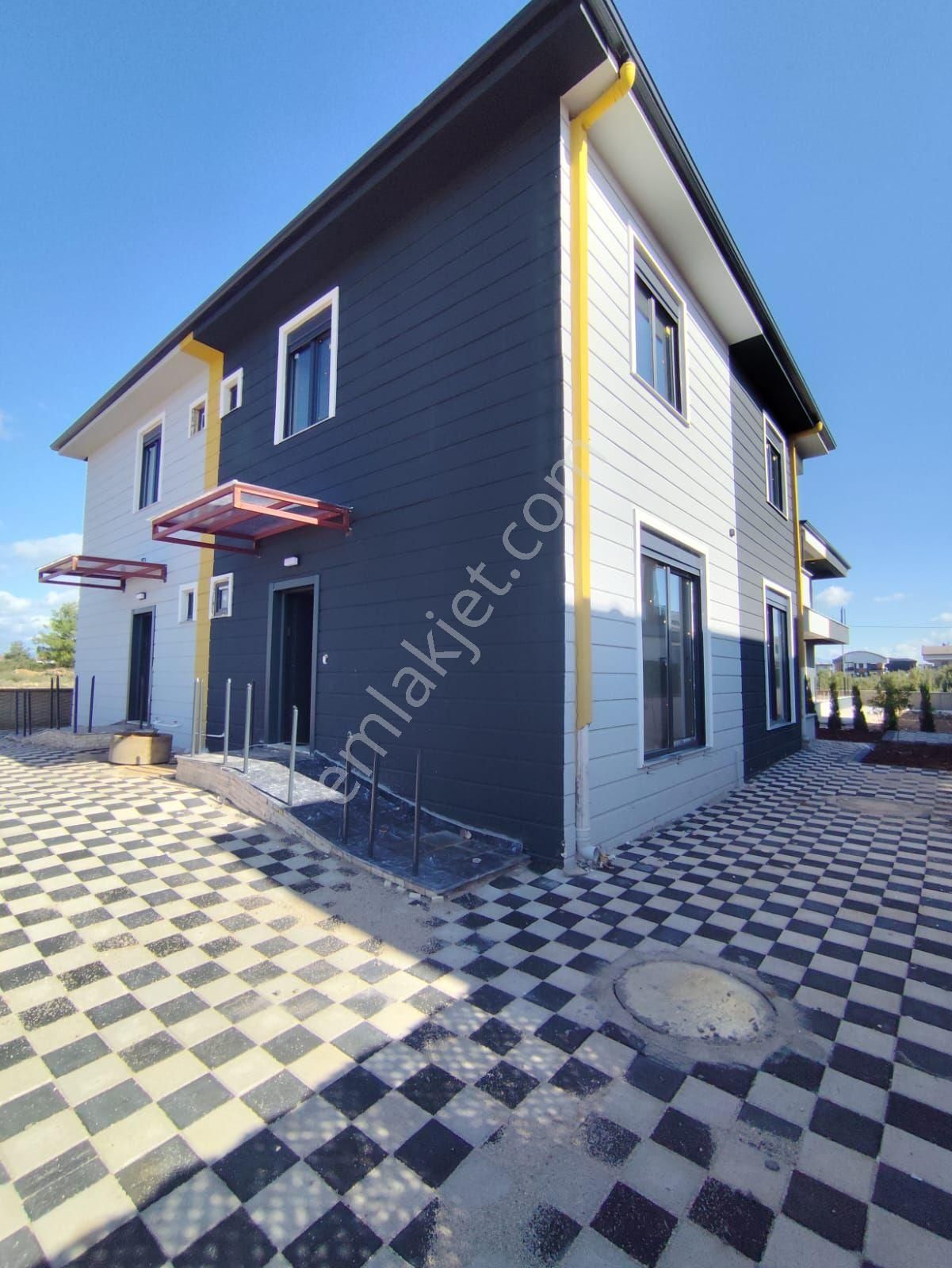 Odabaşı’nda Sıfır 3+1 Sıfır Giyinme Odalı Yerden Isıtmalı Villa