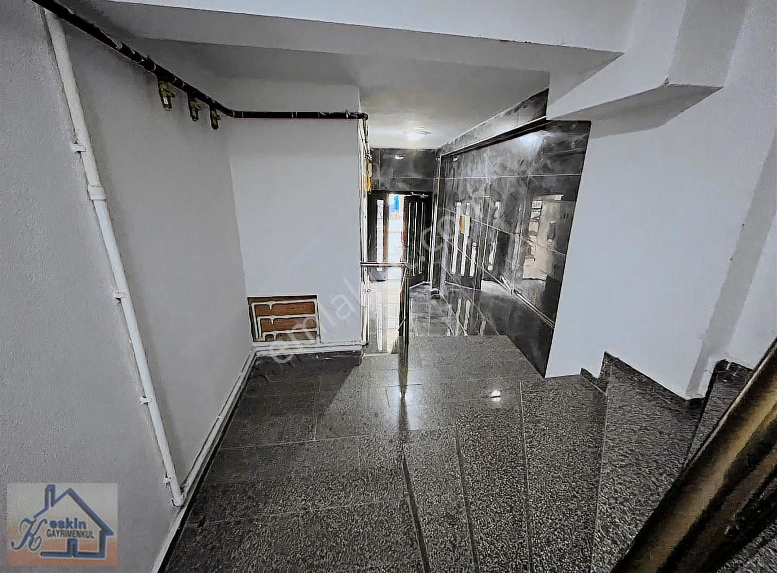 Keskin Gayrimenkulden Rami Yeni Mahallede Satılık 4+1 Dublex - Görsel 32