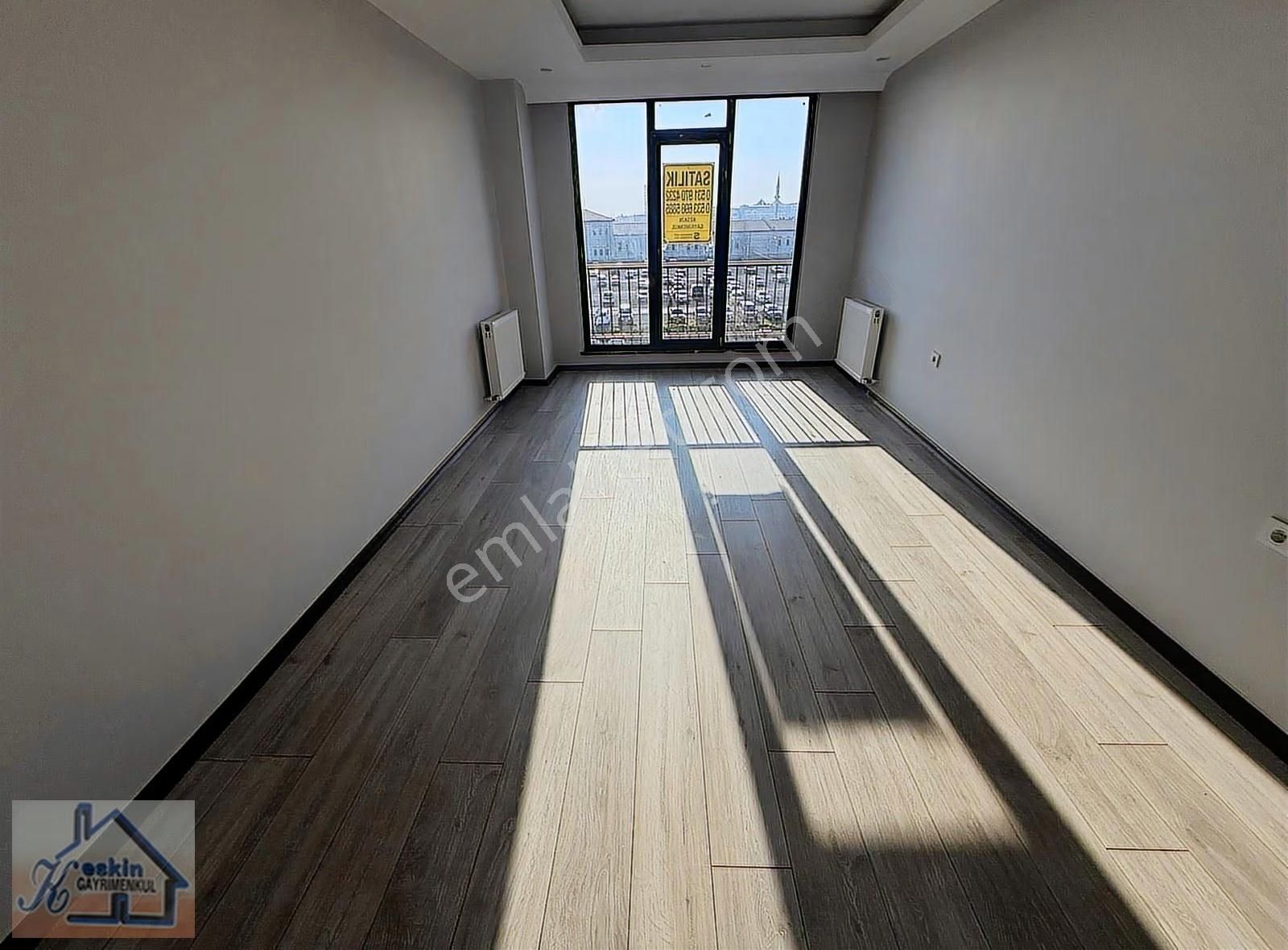 Keskin Gayrimenkulden Rami Yeni Mahallede Satılık 4+1 Dublex - Görsel 13