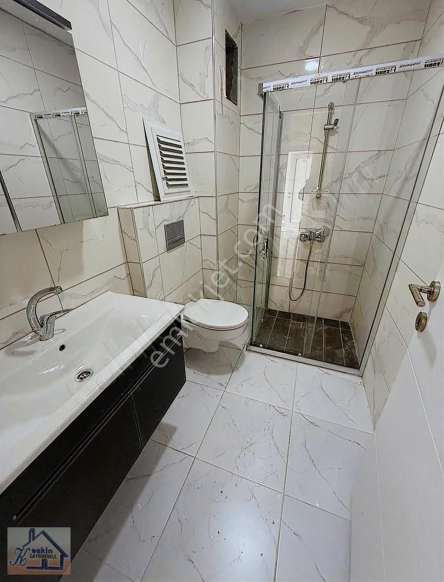 Keskin Gayrimenkulden Rami Yeni Mahallede Satılık 4+1 Dublex - Görsel 9