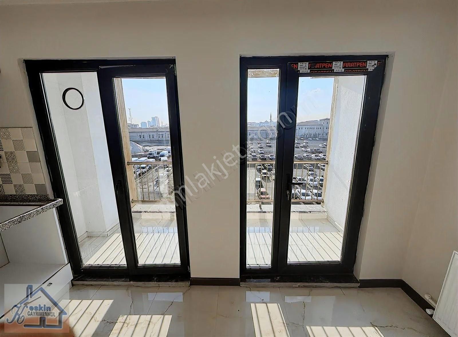 Keskin Gayrimenkulden Rami Yeni Mahallede Satılık 4+1 Dublex - Görsel 28