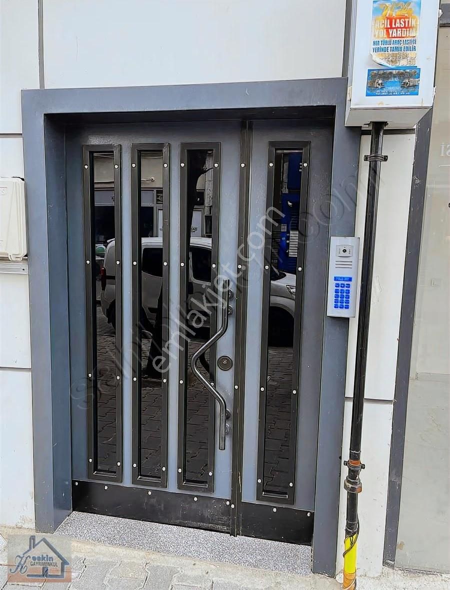 Keskin Gayrimenkulden Rami Yeni Mahallede Satılık 4+1 Dublex - Görsel 16