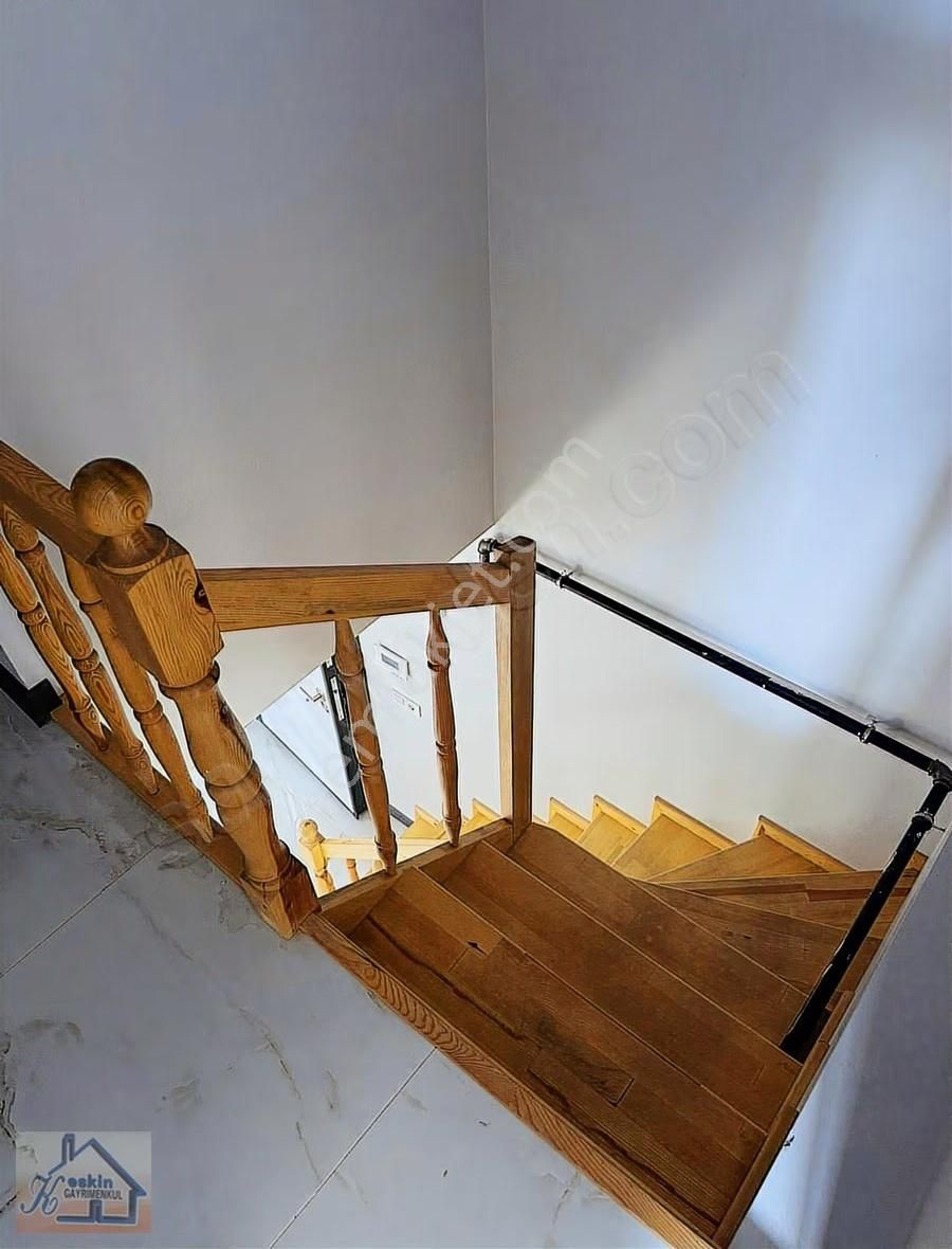 Keskin Gayrimenkulden Rami Yeni Mahallede Satılık 4+1 Dublex - Görsel 31