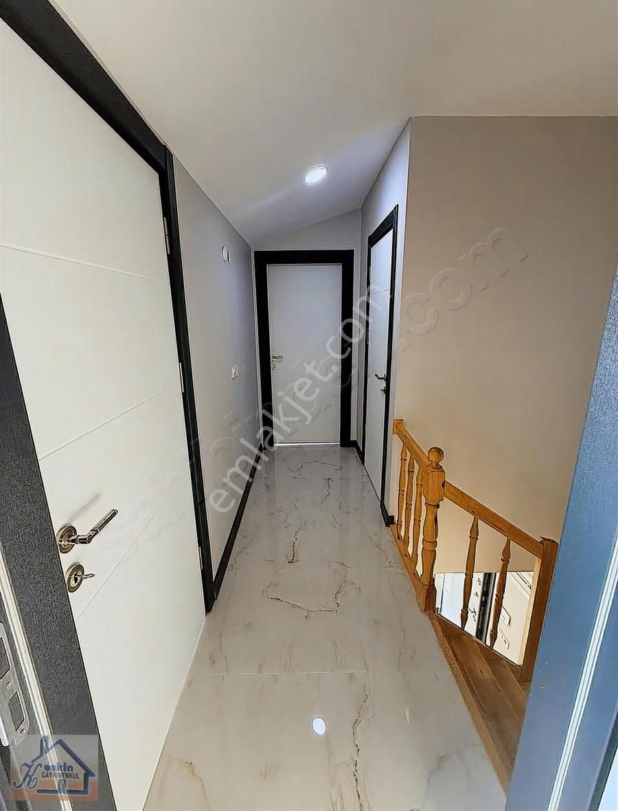 Keskin Gayrimenkulden Rami Yeni Mahallede Satılık 4+1 Dublex - Görsel 14