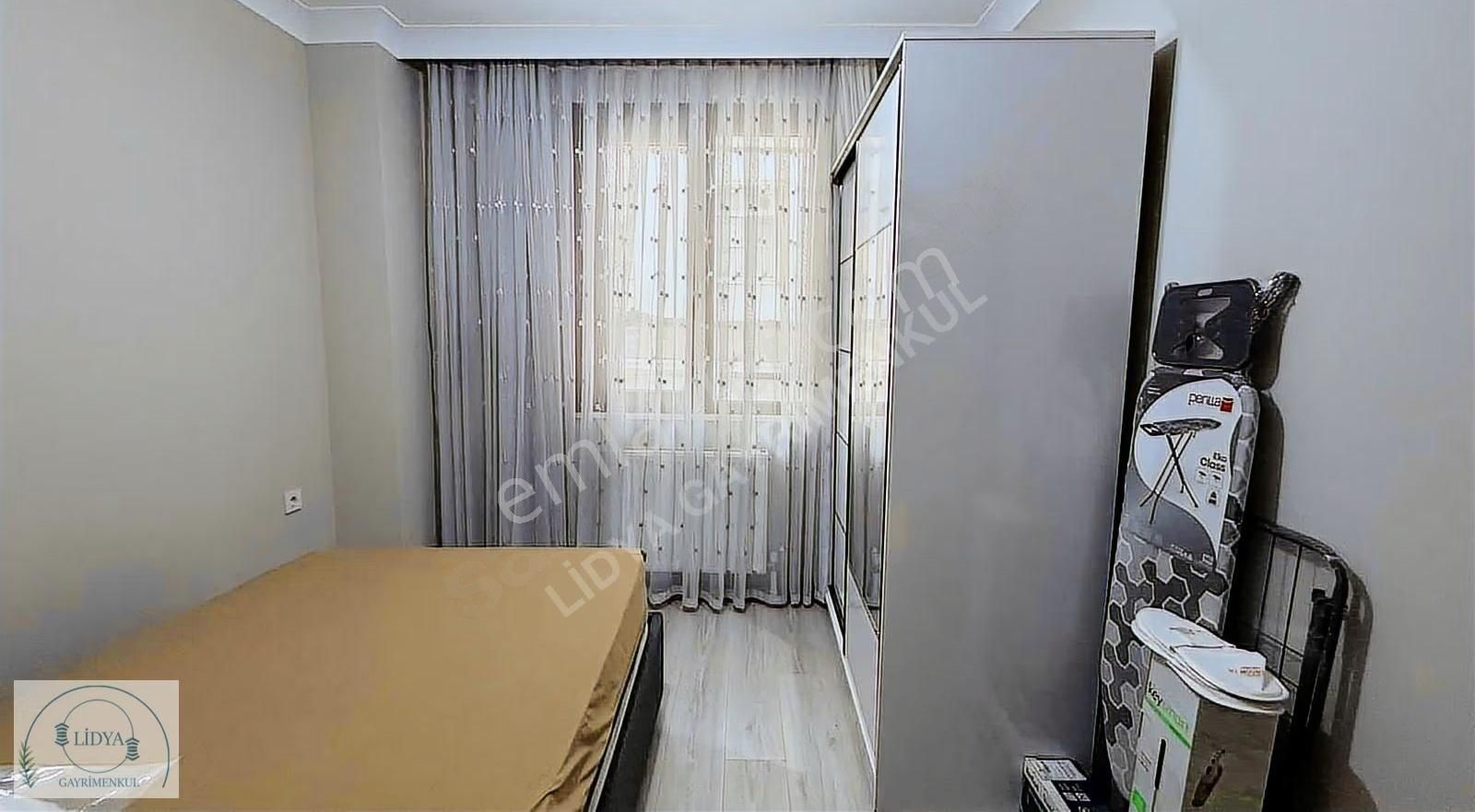 Kayışdağı Mh. Metroya 5 Dk Sıfır Binada Yeni Eşyalı Geniş 1+1 - Görsel 25