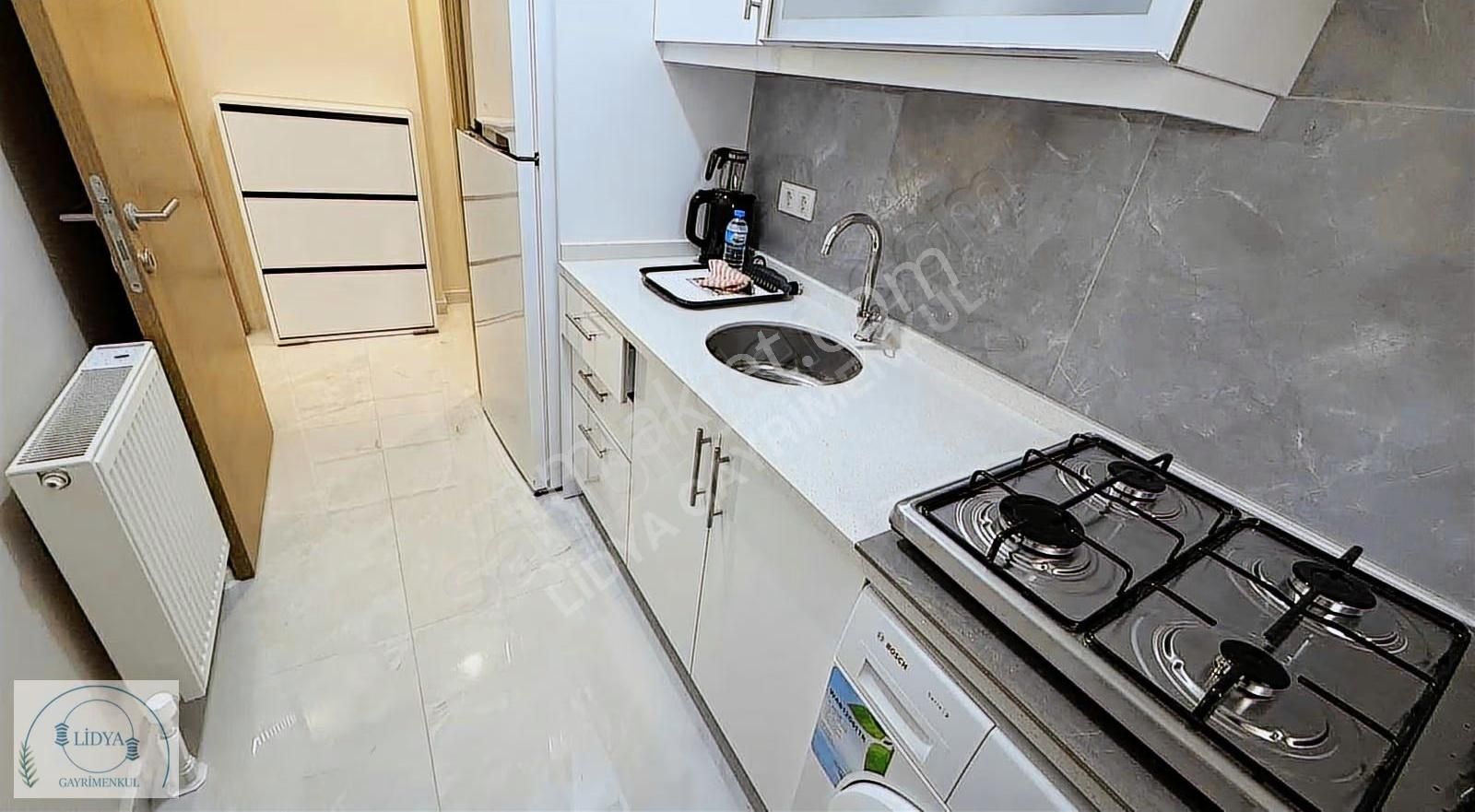 Kayışdağı Mh. Metroya 5 Dk Sıfır Binada Yeni Eşyalı Geniş 1+1 - Görsel 11