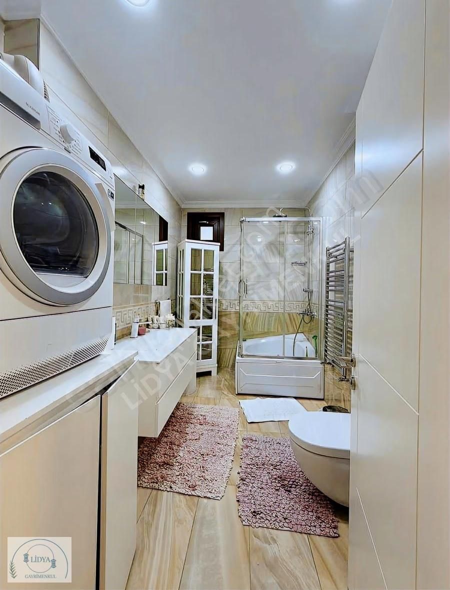 Caddebostan Mh. 1.kat 174m2 Net Çok Geniş Kullanışlı Satılık 4+1 - Görsel 9