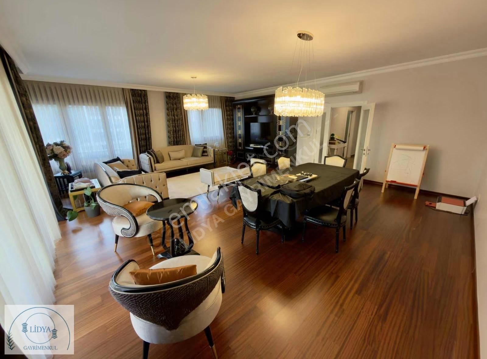 Caddebostan Mh. 1.kat 174m2 Net Çok Geniş Kullanışlı Satılık 4+1 - Görsel 10