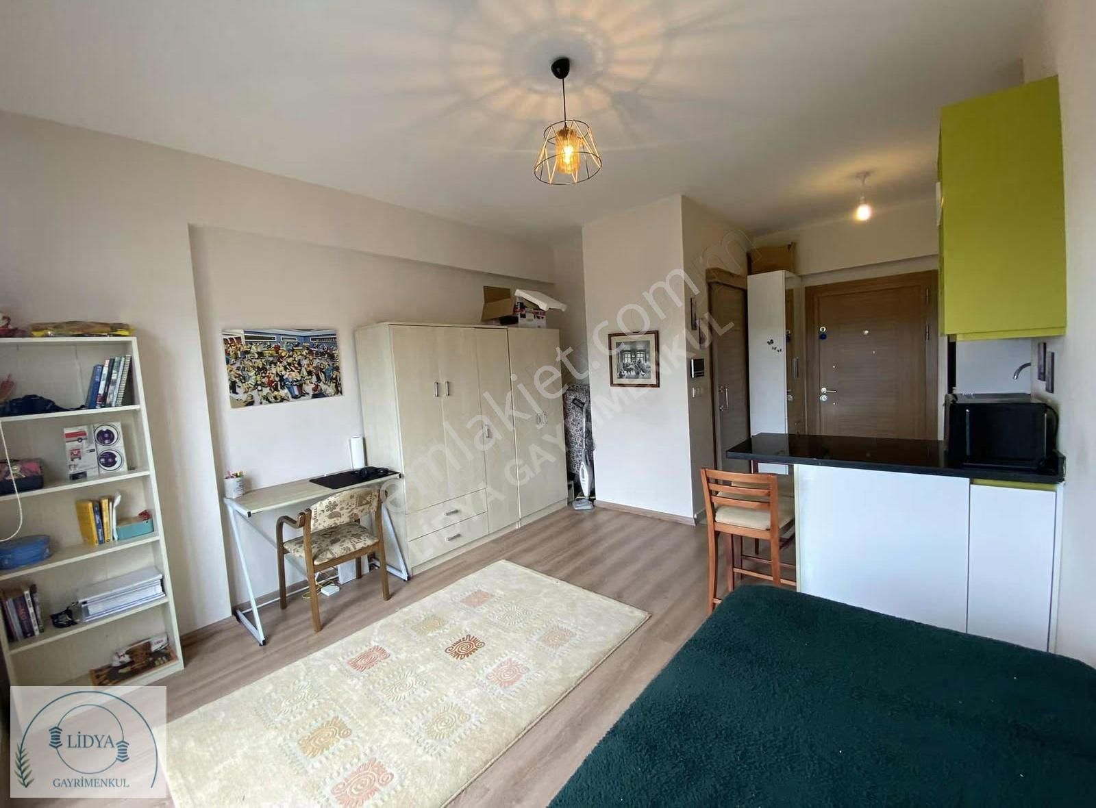 7 Tepe Loft'ta Panoramik Manzaralı, 10. Kat 1+0 Satılık Daire