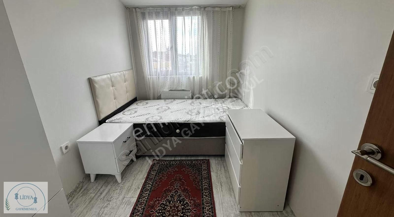 Kayışdağı'nda Eşyalı, Kiracısız 2+1 Daire - Yatırım Fırsatı! - Görsel 5