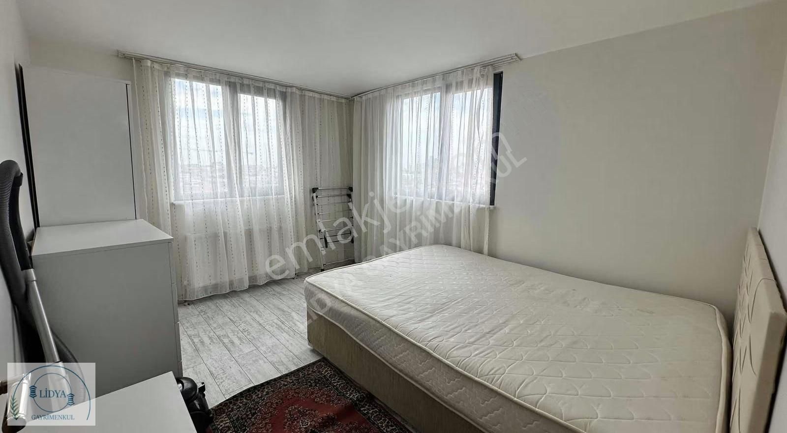 Kayışdağı'nda Eşyalı, Kiracısız 2+1 Daire - Yatırım Fırsatı! - Görsel 11