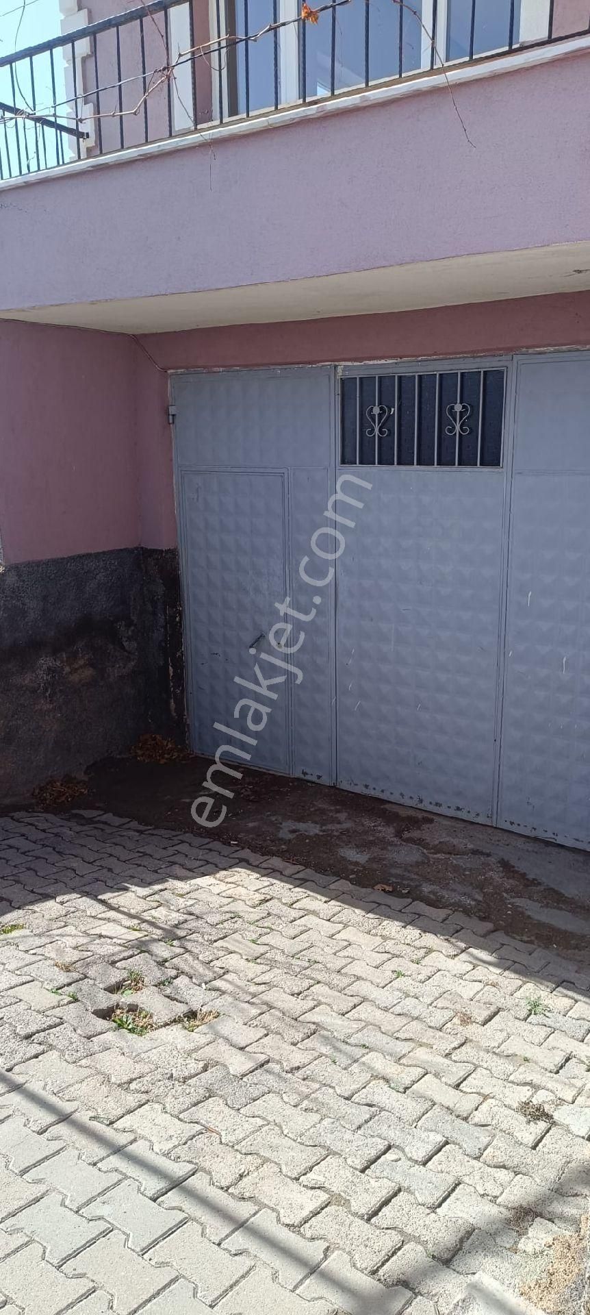 Kaçmaz Emlaktan Yeşilhisarda Komple Satılık - Görsel 3