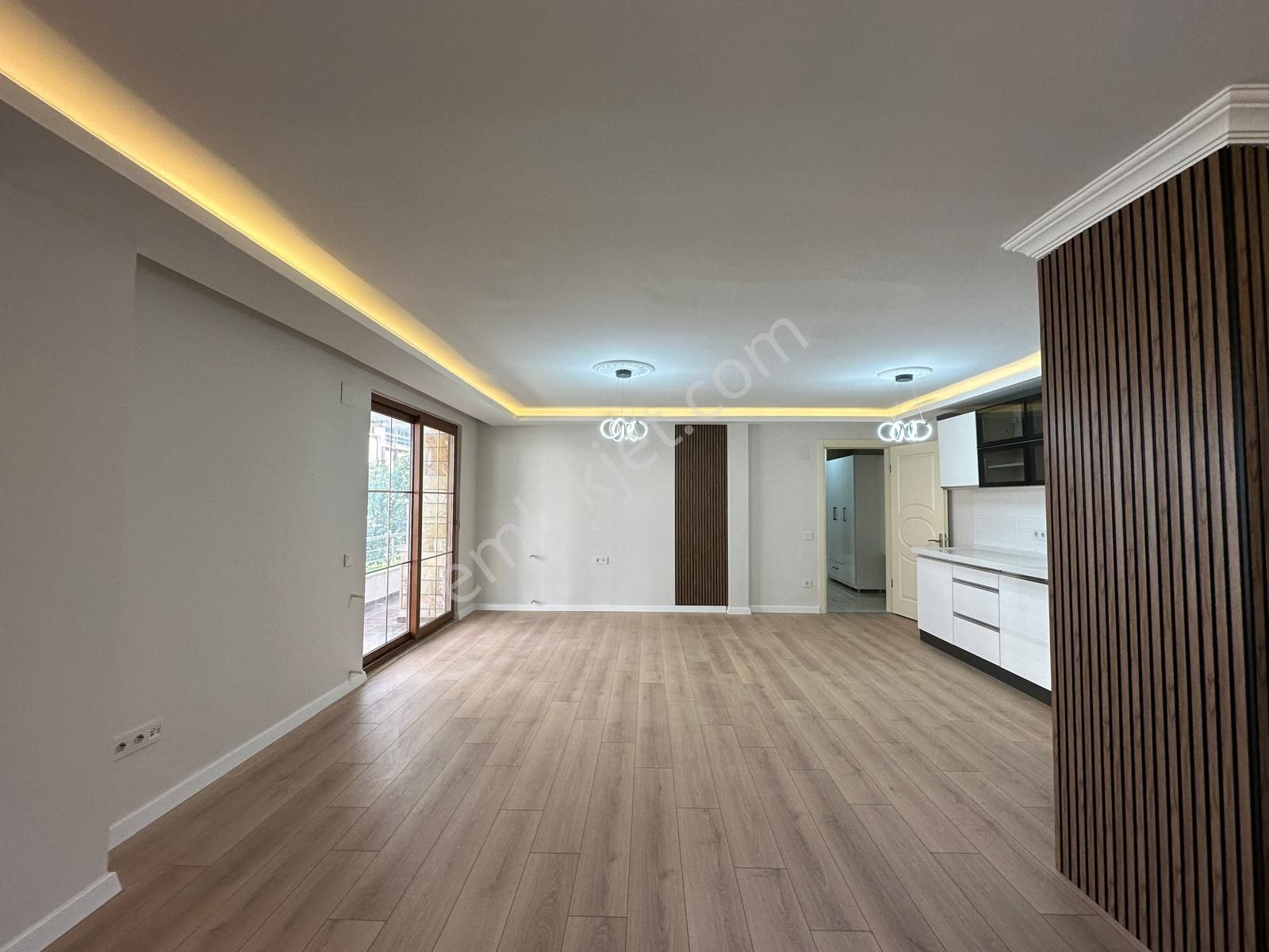 🏡 Referans'tan Altınkum'un Gözde Konumunda Denize 500 Mt 2+1 Geniş Yapılı Masrafsız Daire - Görsel 32