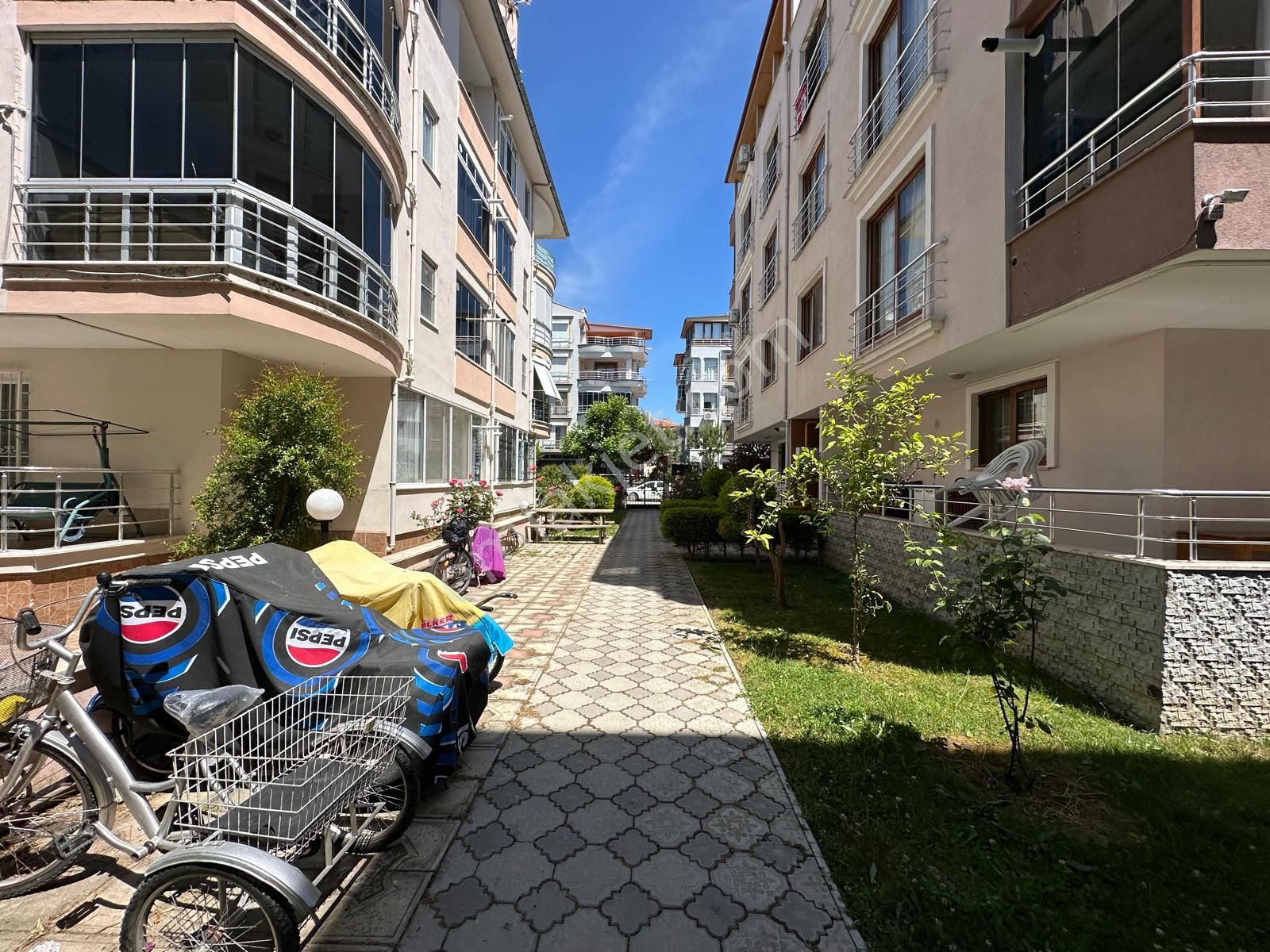 🏡 Referans'tan Altınkum'un Gözde Konumunda Denize 500 Mt 2+1 Geniş Yapılı Masrafsız Daire - Görsel 11