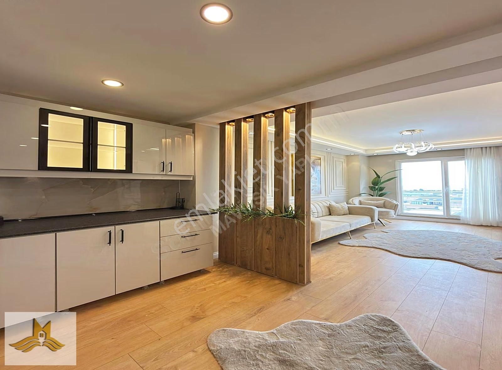 Tüyap Metrobüse 2 Dk, Kat Mülkiyetli, Lüks Eşyalı 1+1 Satılık !! - Görsel 15