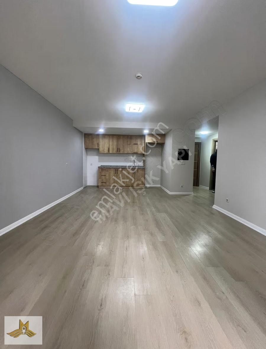 Metrobüse Yürüme Mesafesinde Site İçi 1+1 Kiralık Daire - Görsel 2