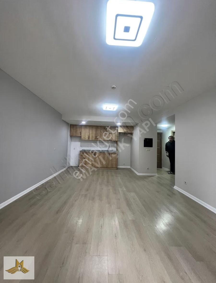 Metrobüse Yürüme Mesafesinde Site İçi 1+1 Kiralık Daire - Görsel 21