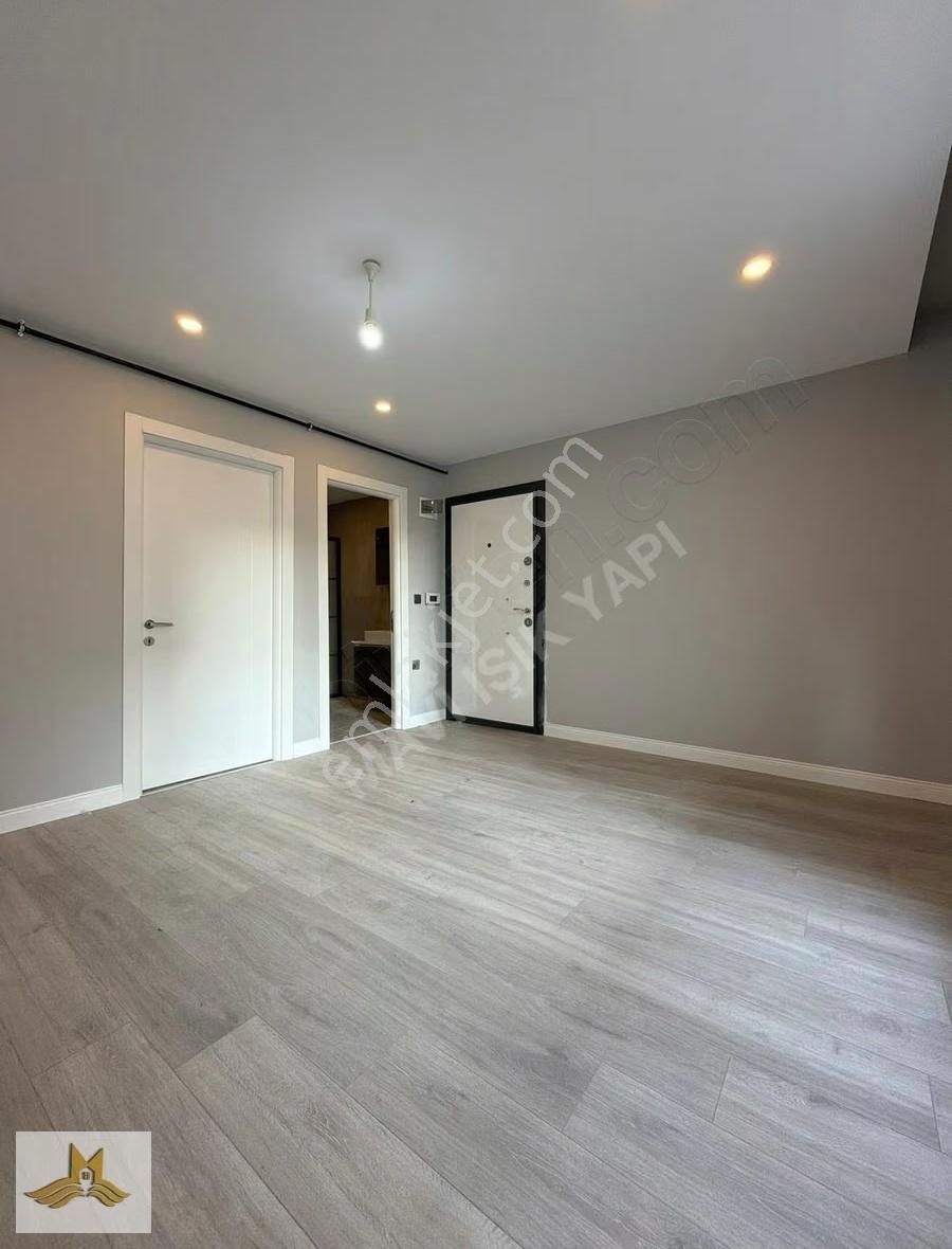 Beylikdüzü'nde Merkezi Konumda Sıfır 1+1 Kiralık Arakat Daire - Görsel 4