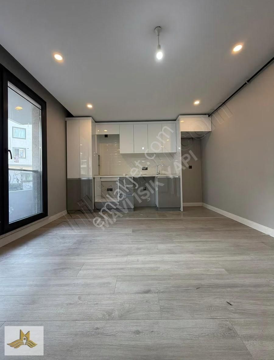 Beylikdüzü'nde Merkezi Konumda Sıfır 1+1 Kiralık Arakat Daire - Görsel 6