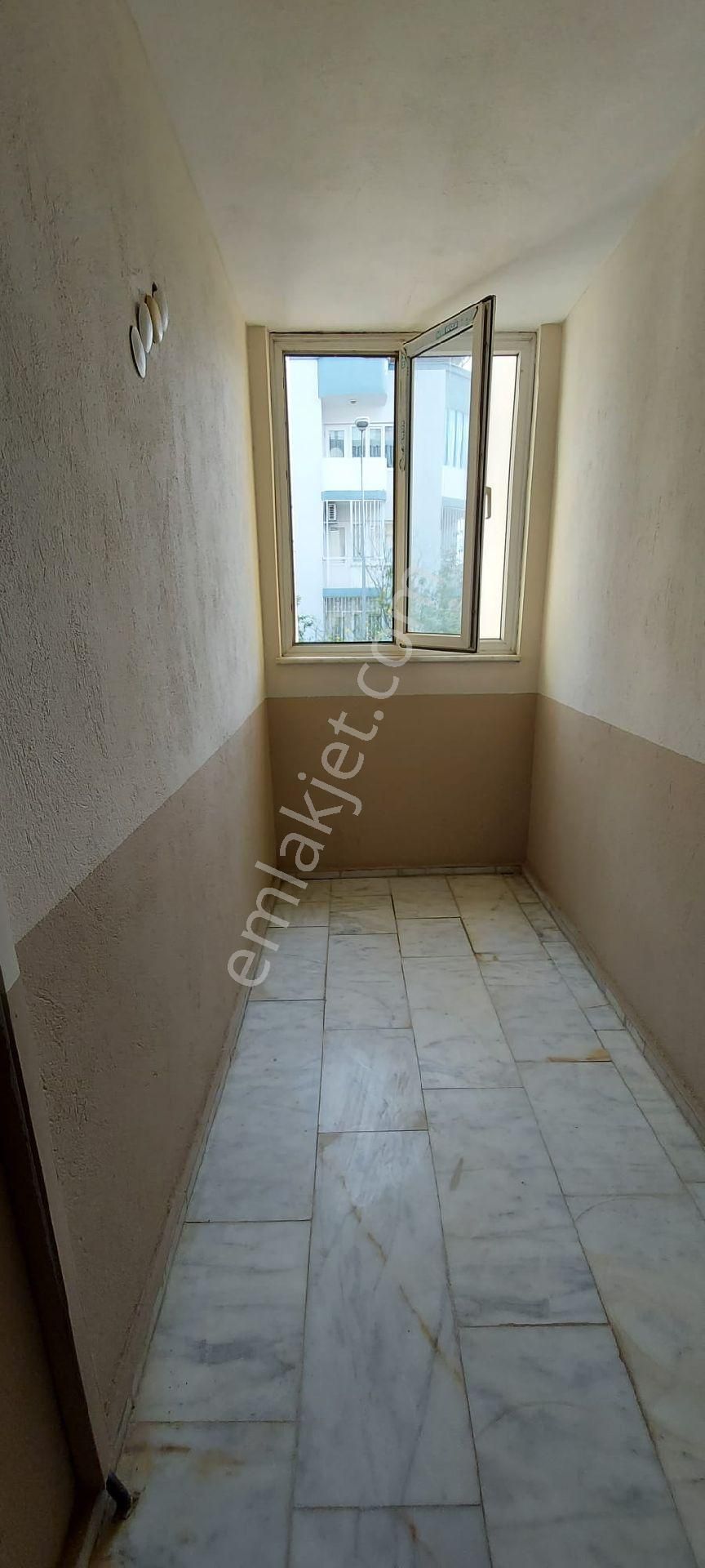 Hemen Kiraya Vermeye Uygun | Boyalı & Temiz | Depolu Ve Müstakil Tadında 3. Kat - Görsel 19