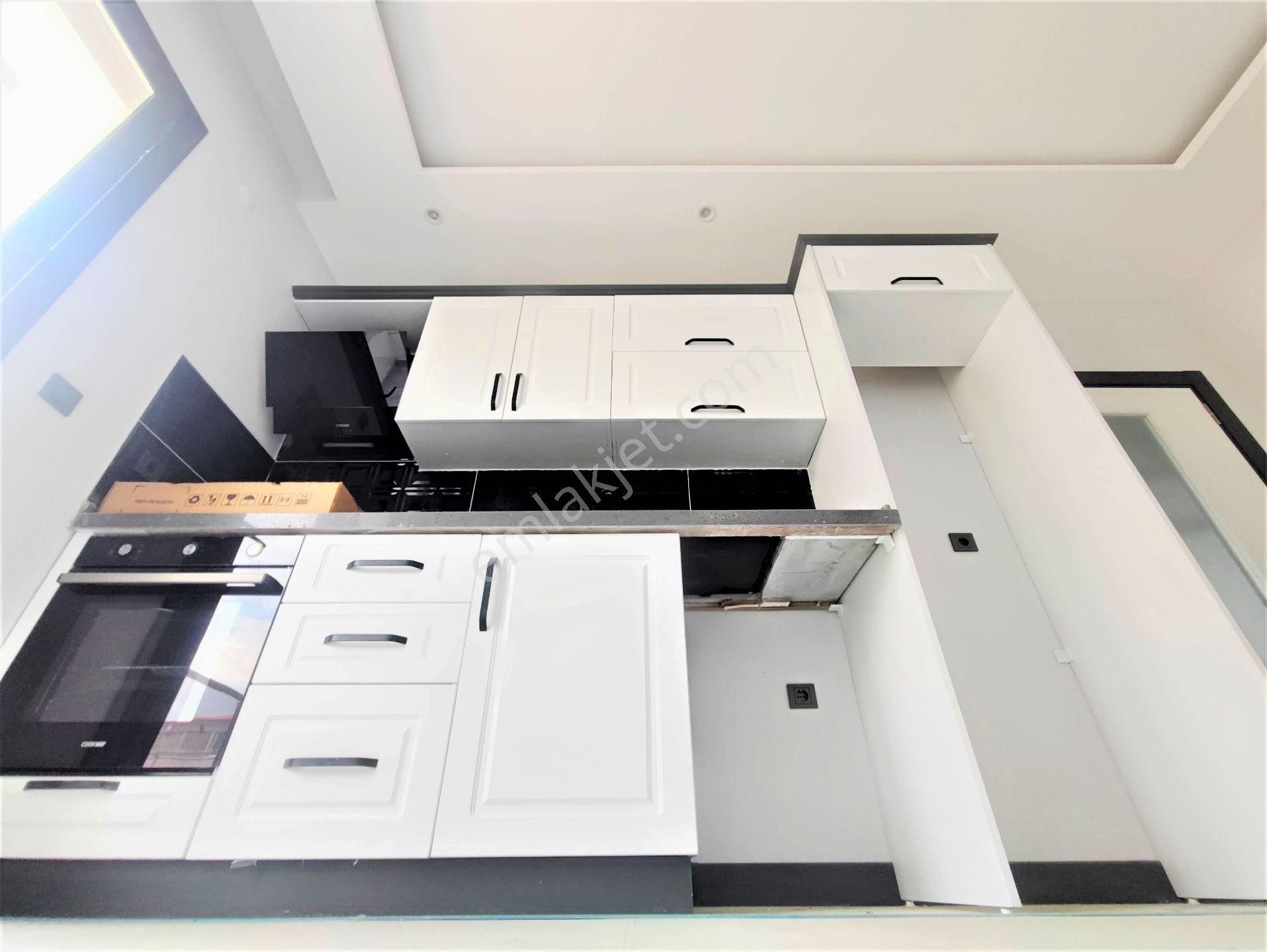 Akçay'da Aygül'den Sıfır Denize Çok Yakın Ara Kat Ön Cephe Kat Cephe Seçenekli 1+1 Satılık Daireler - Görsel 5