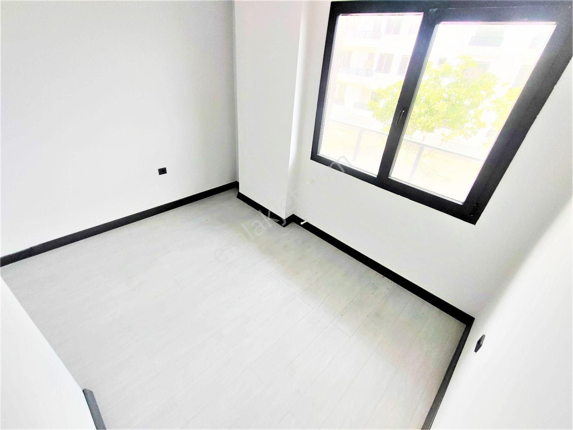 Akçay'da Aygül'den Sıfır Denize Çok Yakın Ara Kat Ön Cephe Kat Cephe Seçenekli 1+1 Satılık Daireler - Görsel 15