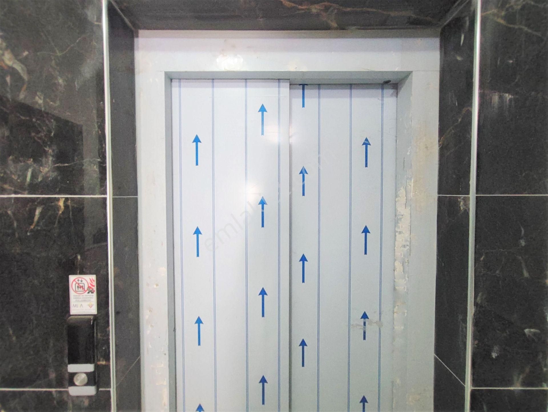 Akçay'da Aygül'den Sıfır Denize Çok Yakın Ara Kat Ön Cephe Kat Cephe Seçenekli 1+1 Satılık Daireler - Görsel 33