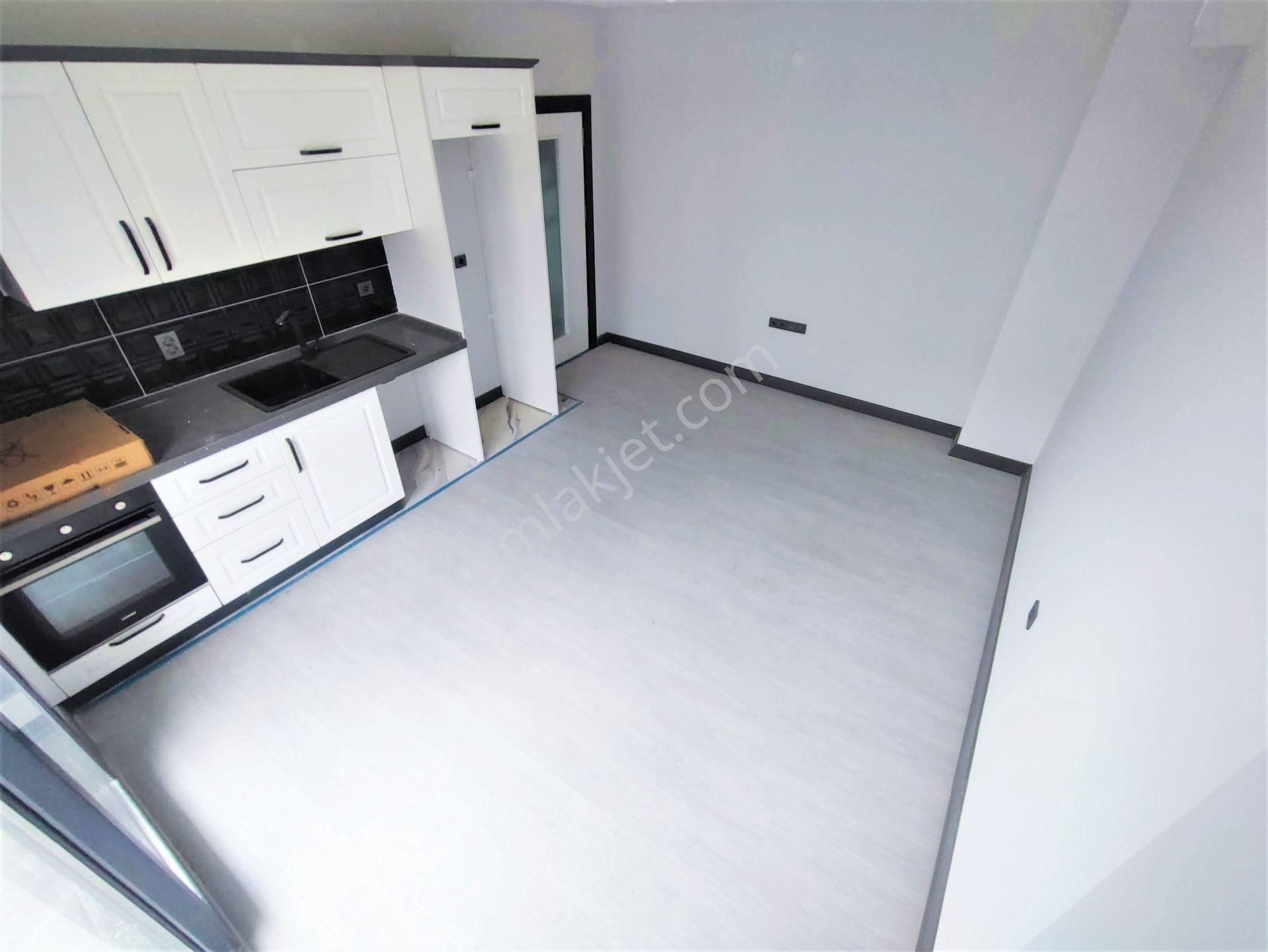 Akçay'da Aygül'den Sıfır Denize Çok Yakın Ara Kat Ön Cephe Kat Cephe Seçenekli 1+1 Satılık Daireler - Görsel 6