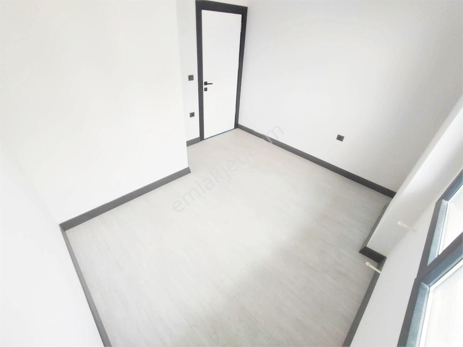 Akçay'da Aygül'den Sıfır Denize Çok Yakın Ara Kat Ön Cephe Kat Cephe Seçenekli 1+1 Satılık Daireler - Görsel 19