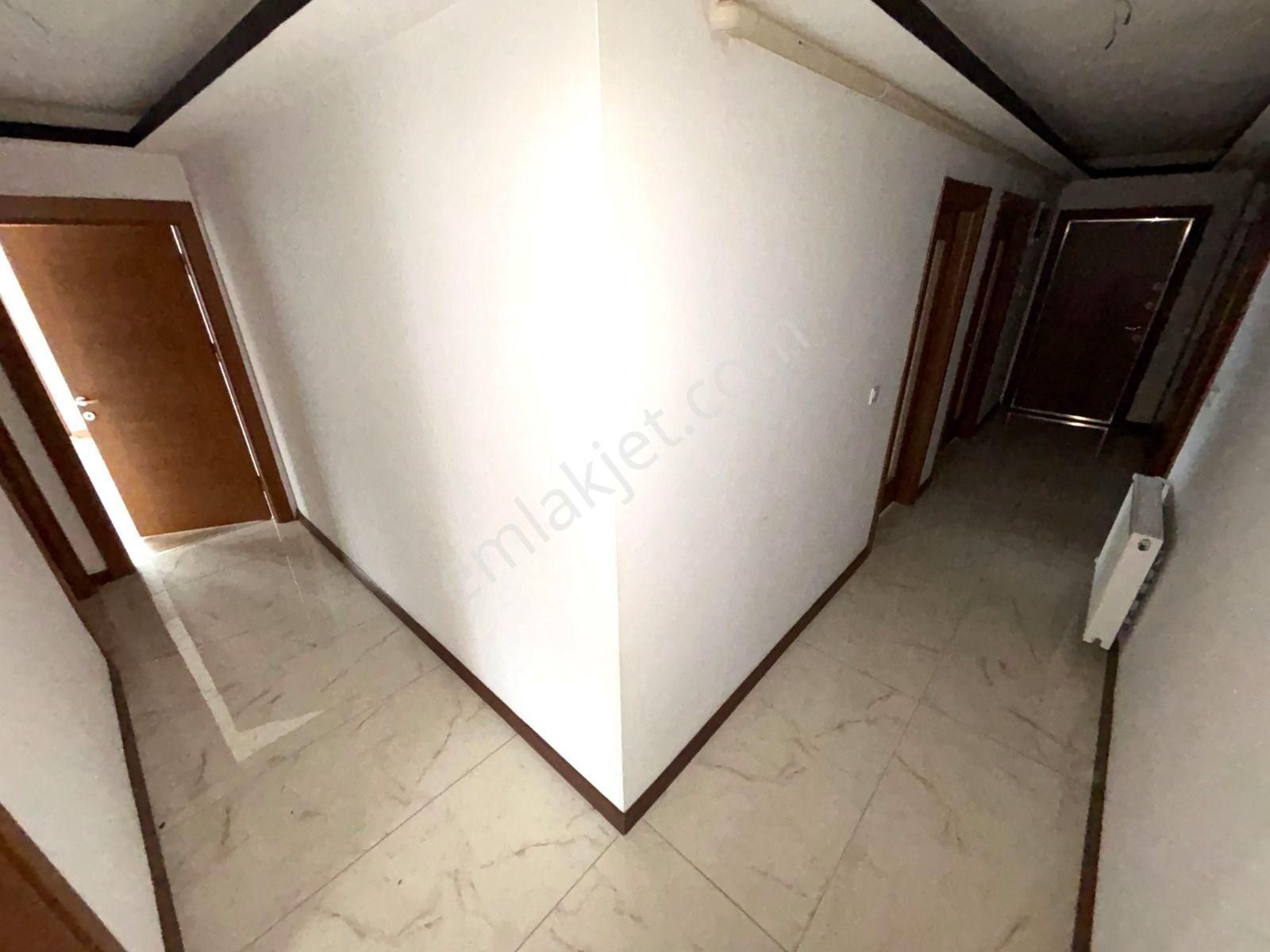 🏡 Referans'tan Akçay'da Ebeveyn Banyolu Arakat 3+1 Daire - Görsel 26