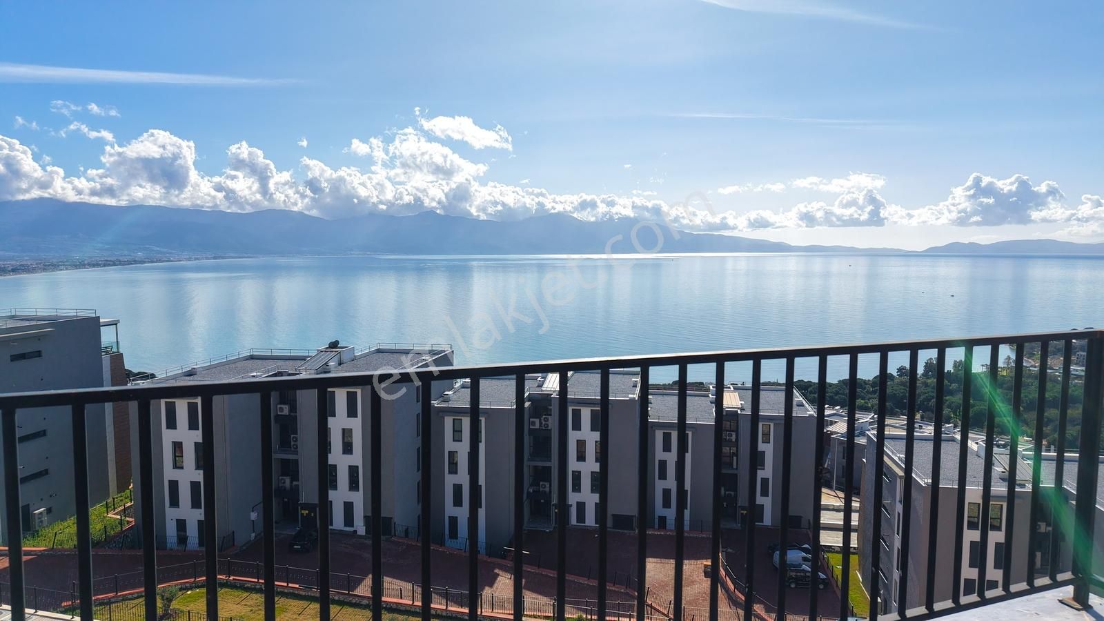 Full Deniz Manzaralı Satılık Daire, Havuzlu Site | Kuşadası - Görsel 12