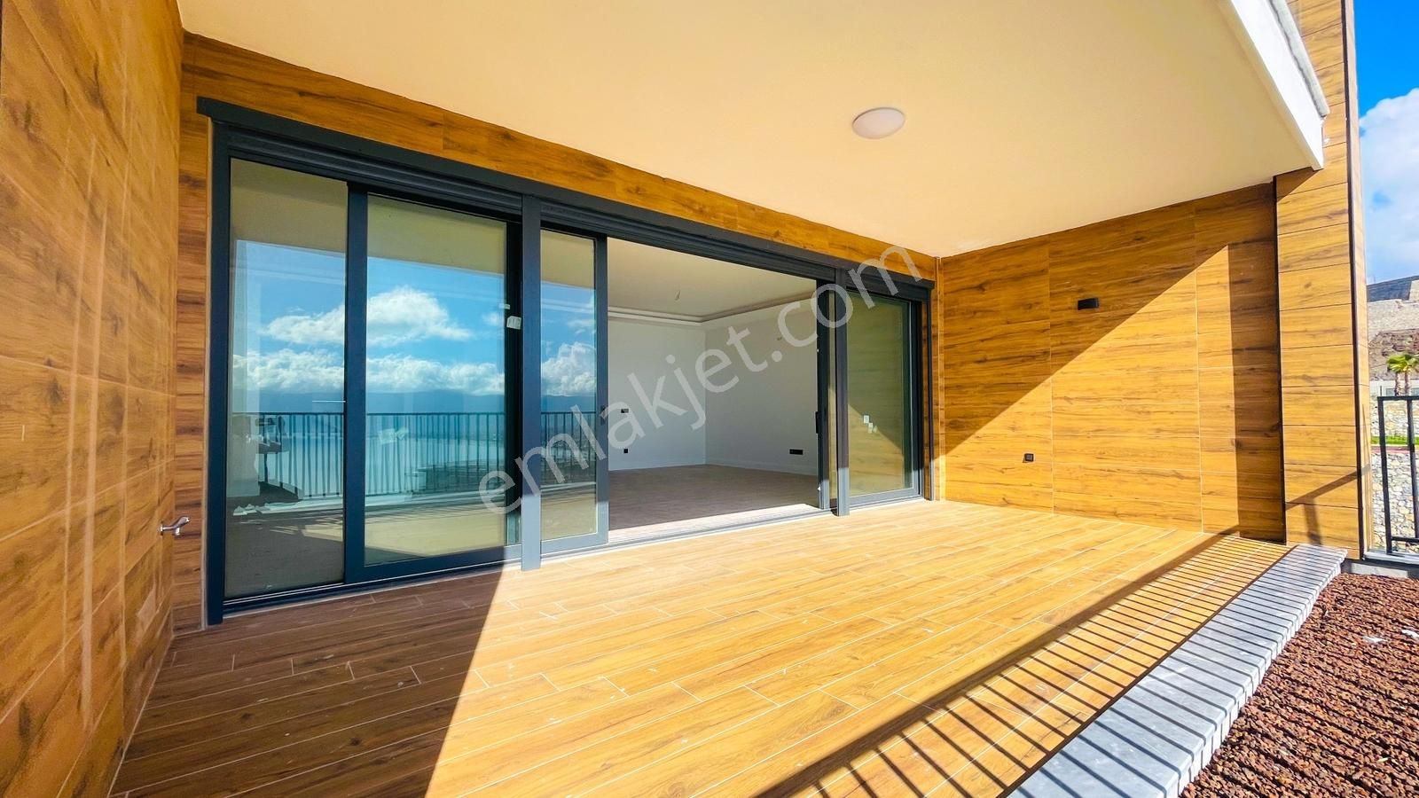 Full Deniz Manzaralı Satılık Daire, Havuzlu Site | Kuşadası - Görsel 13