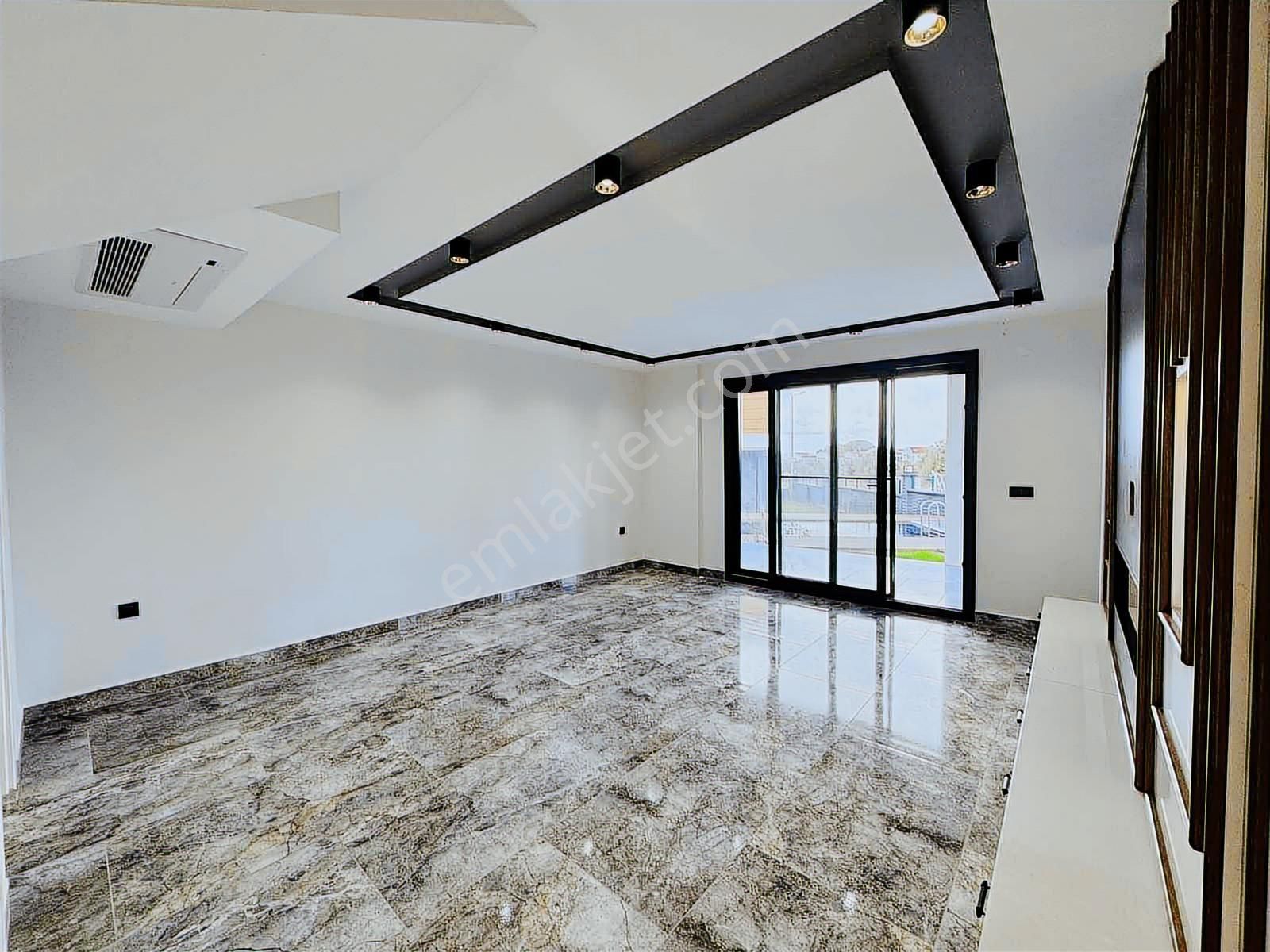 Kuşadası Davutlar Havuzlu Sitede Satılık 4+1 Villa - Görsel 20