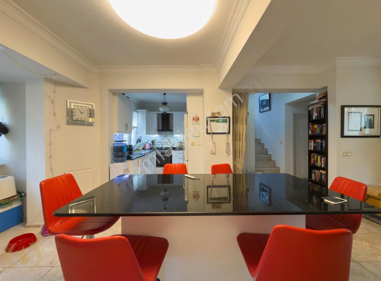 Çalış - Müstakil Bahçeli Ve Havuzlu Triplex Villa -4+1, 2 Depo - Görsel 30