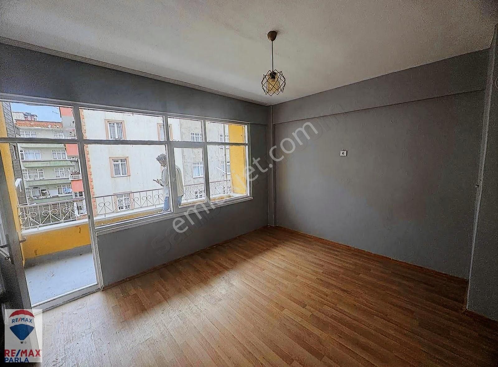 İlkadımda Heryere Yakın Olmak İsteyenlere Satılık 3+1 - Görsel 5