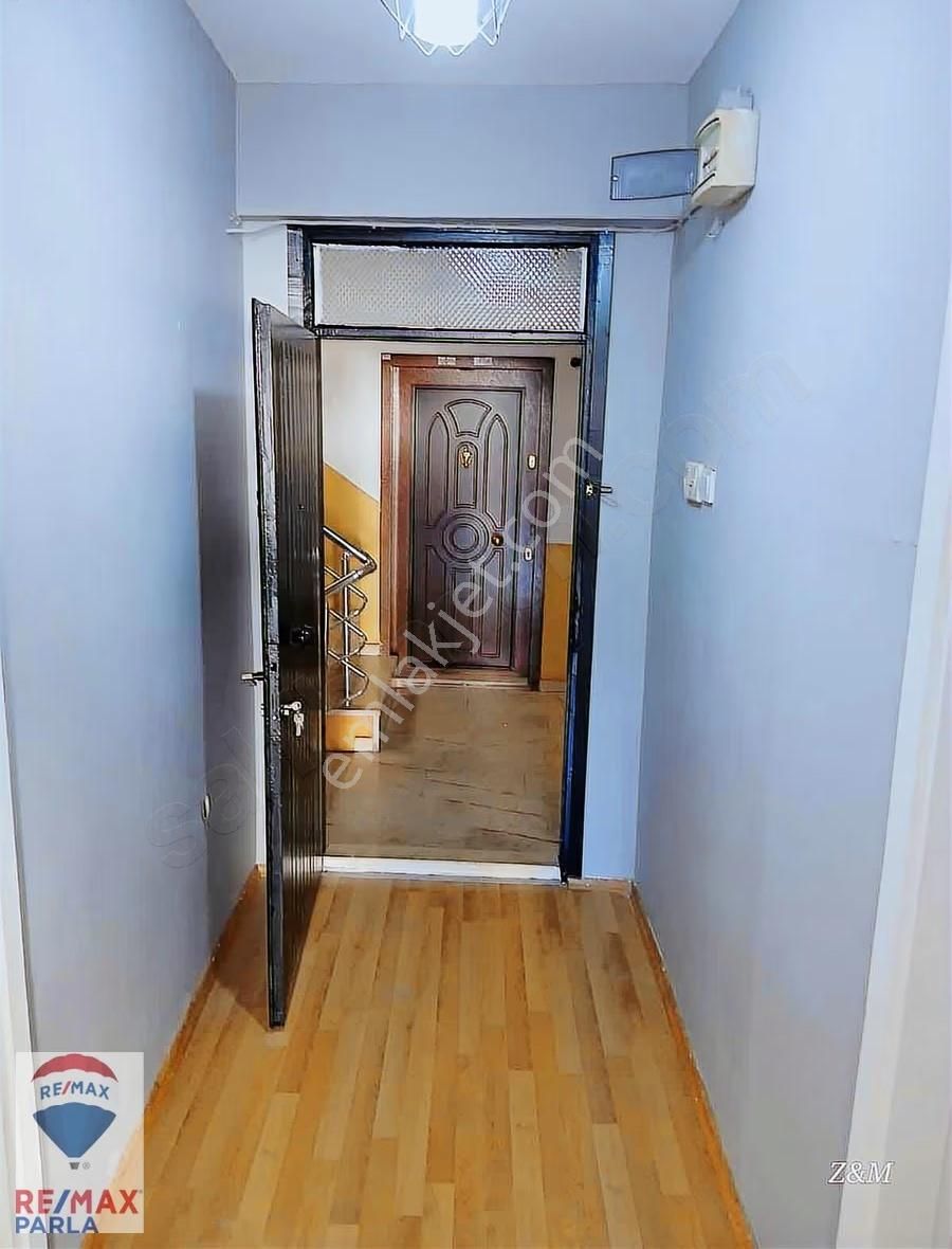 İlkadımda Heryere Yakın Olmak İsteyenlere Satılık 3+1 - Görsel 9