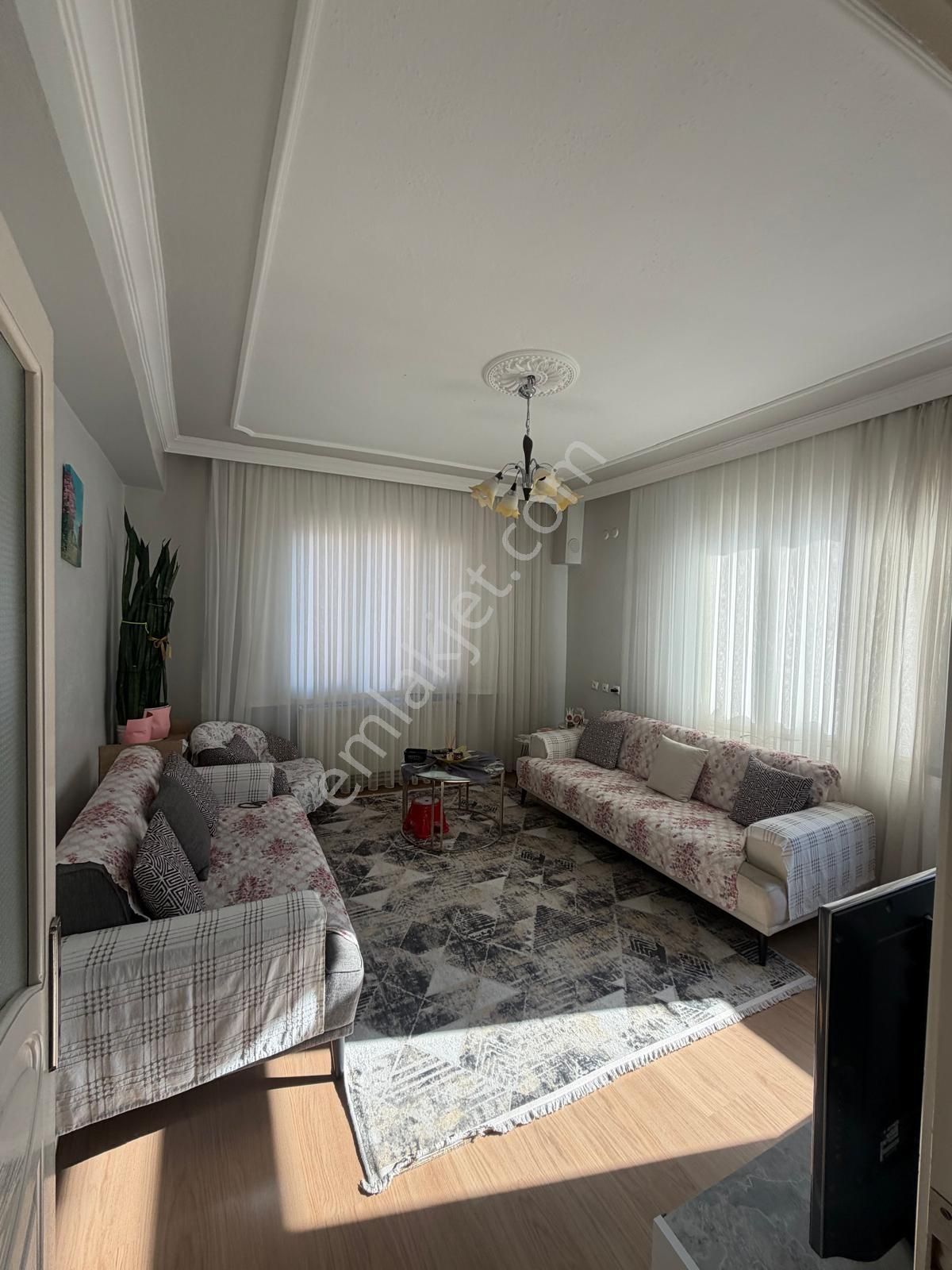 Fiber Emlak Akhisar Reşatbey Mh Krediye Uygun Satılık Daire