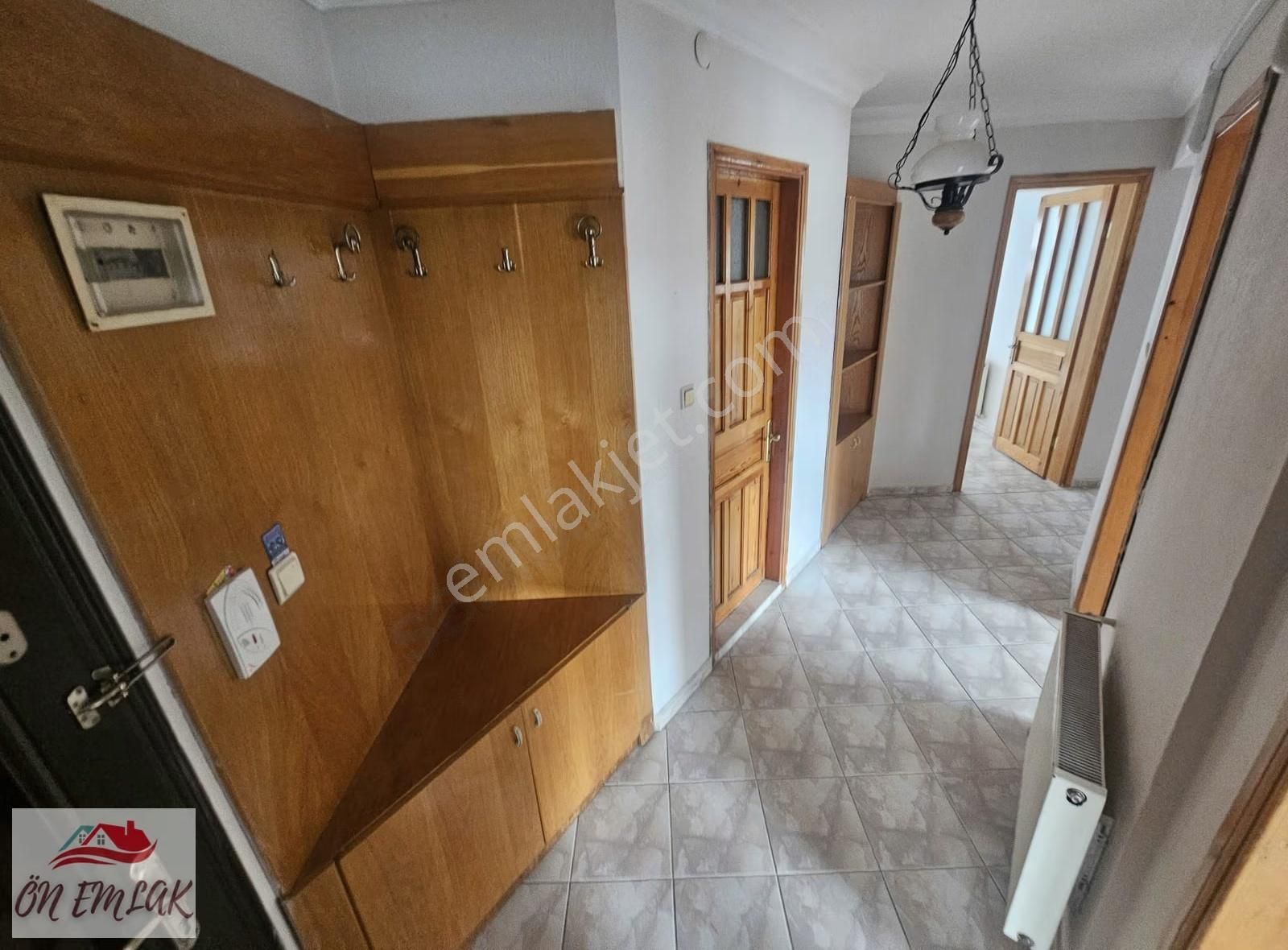 Ön Emlak'tan Burhaniye Okullar Bölgesinde Kiralık 3+1 Daire! - Görsel 4