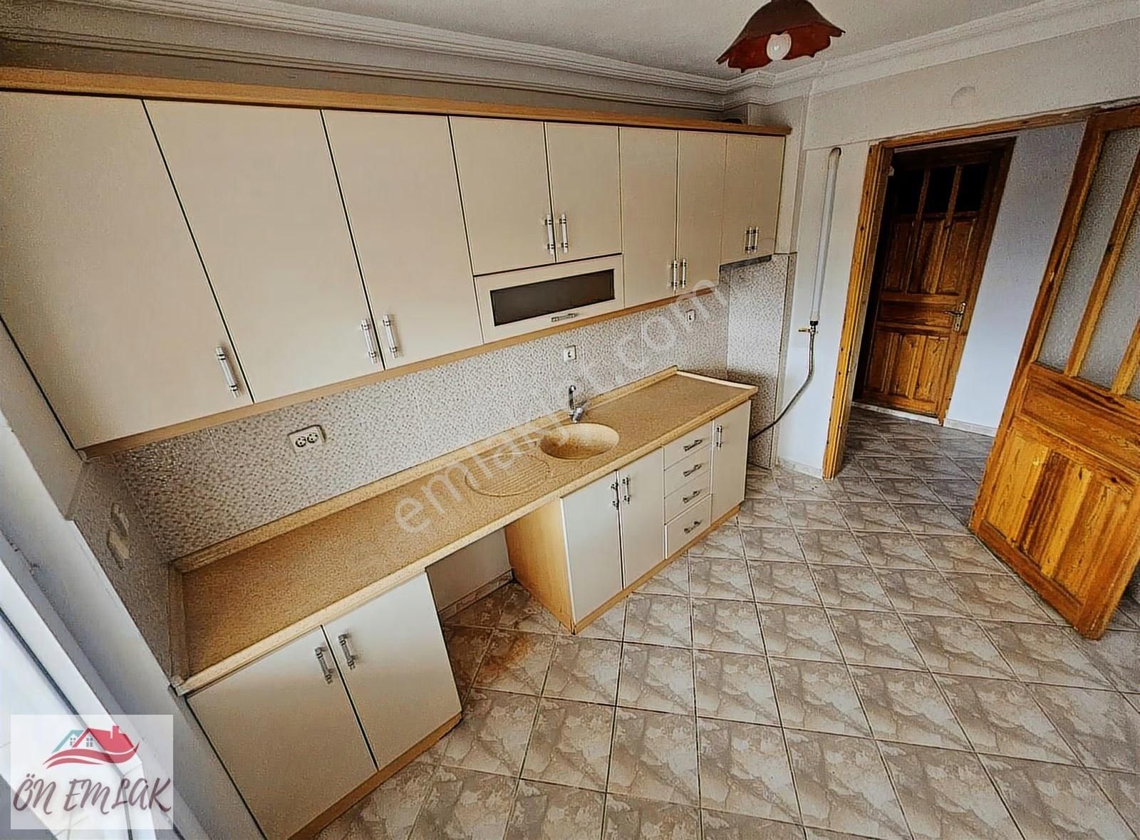 Ön Emlak'tan Burhaniye Okullar Bölgesinde Kiralık 3+1 Daire! - Görsel 17