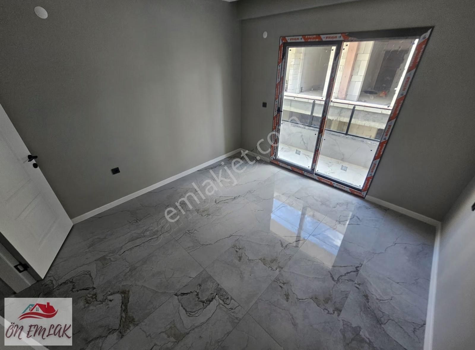 Ön Emlak'tan Burhaniye Merkeze Yakın Satılık Sıfır 2+1 Daire! - Görsel 4